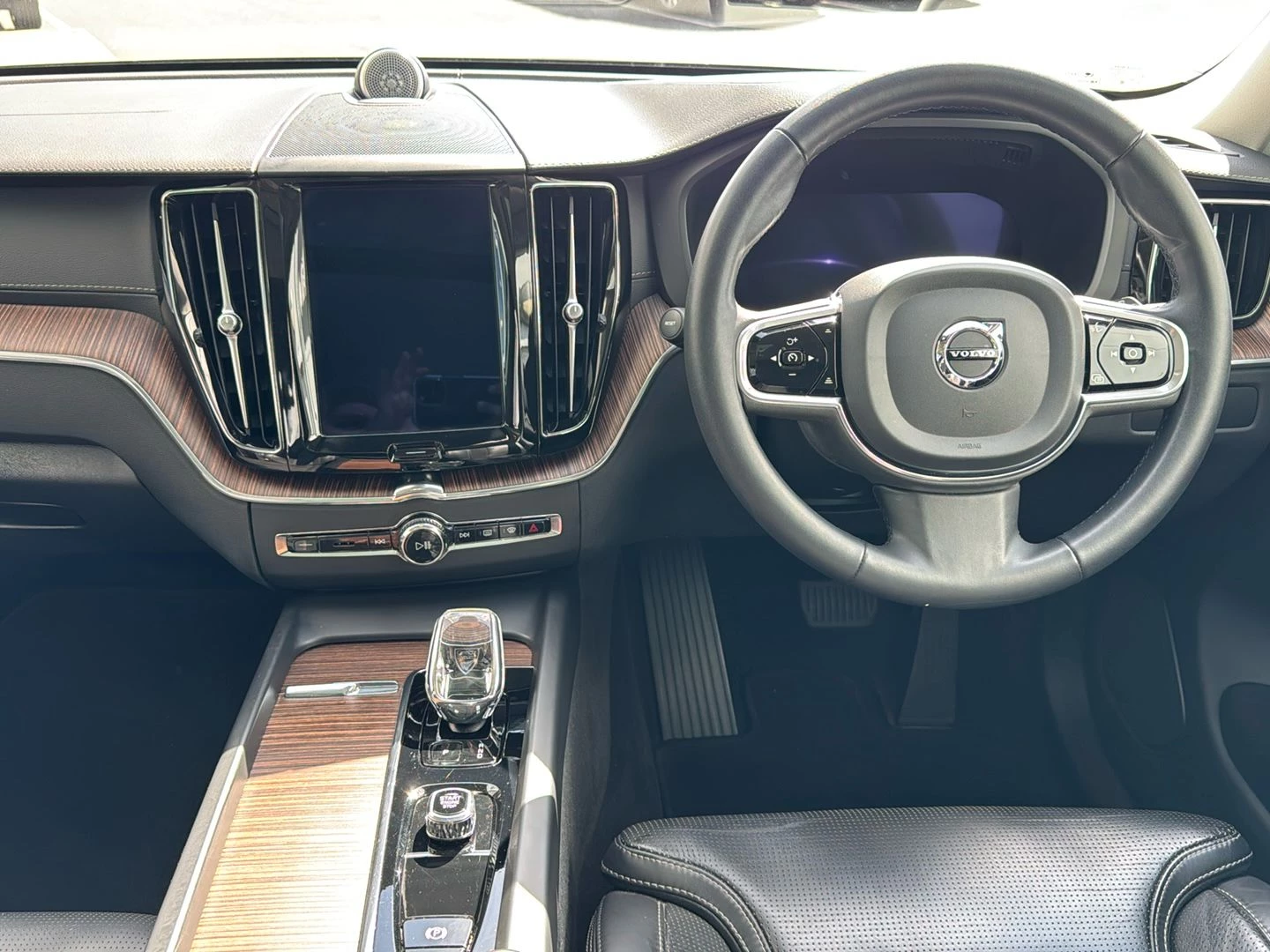 Volvo-XC60-image-3