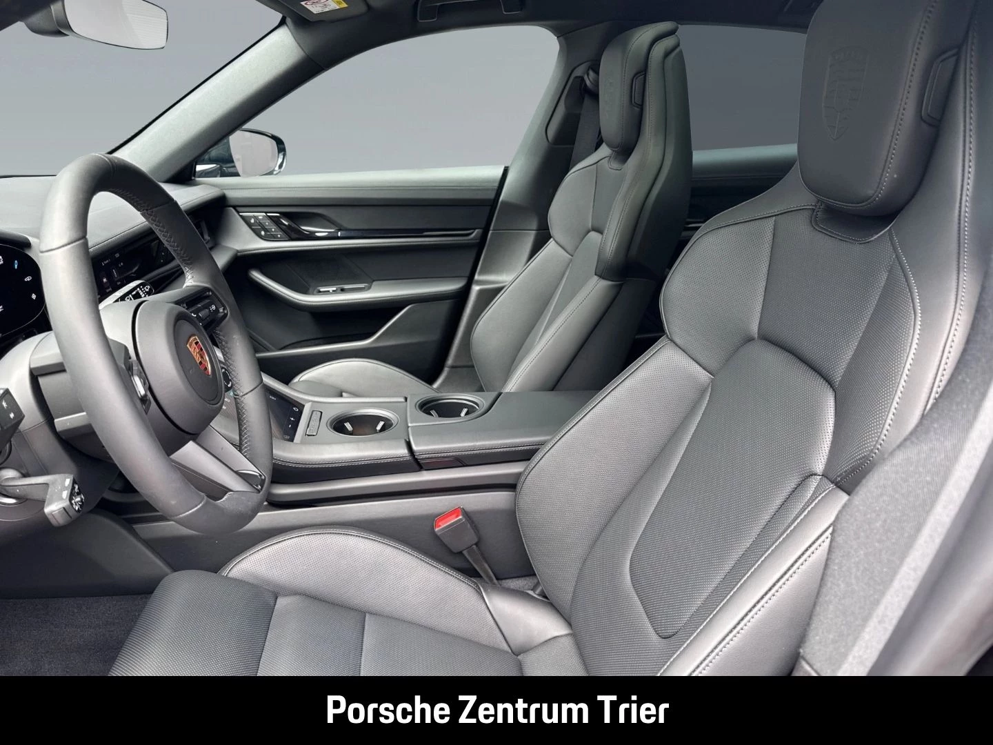 Porsche Taycan Sport Turismo Black Edition HA-Lenkung black edition