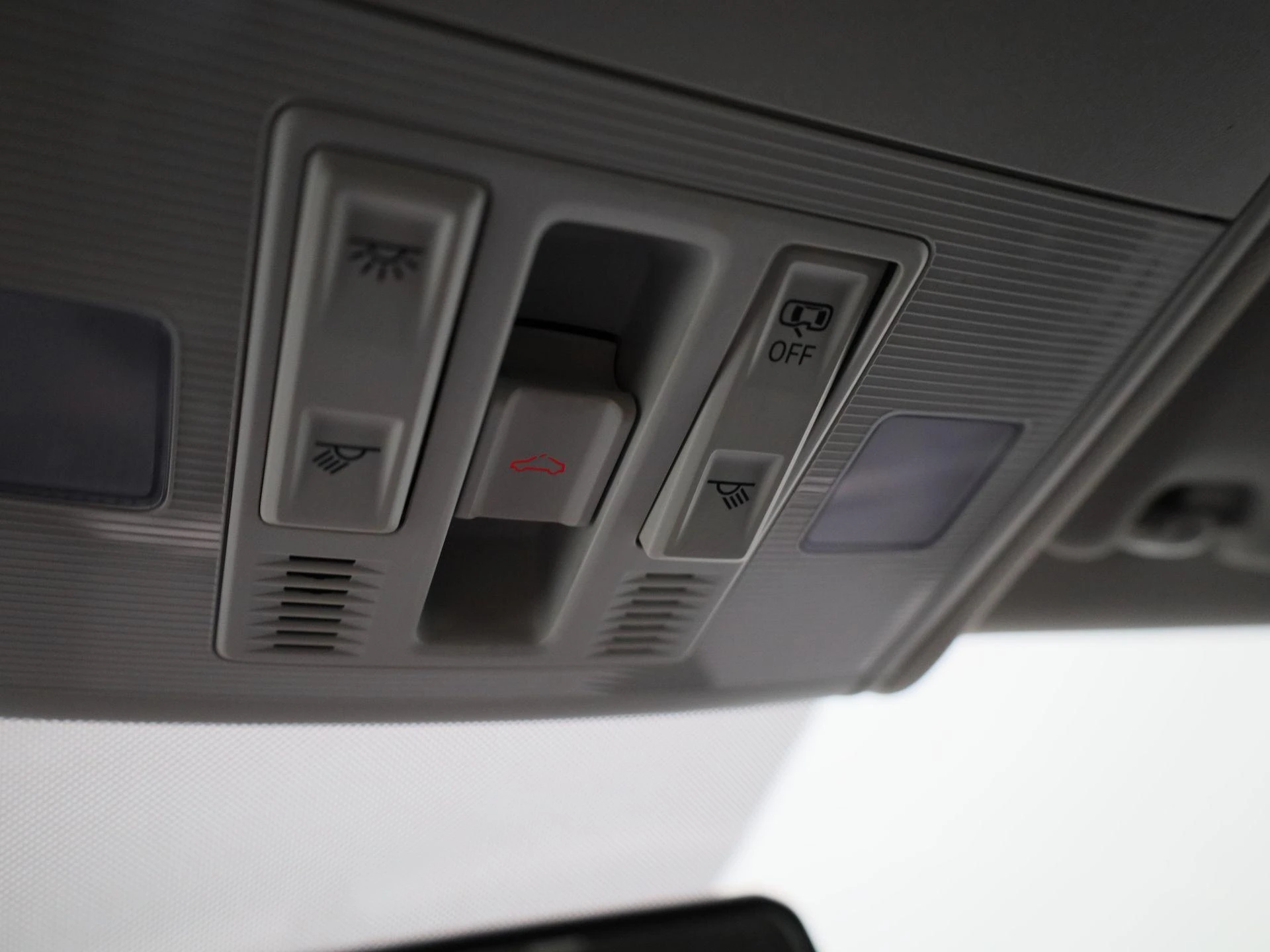 Volkswagen-Polo-image-23