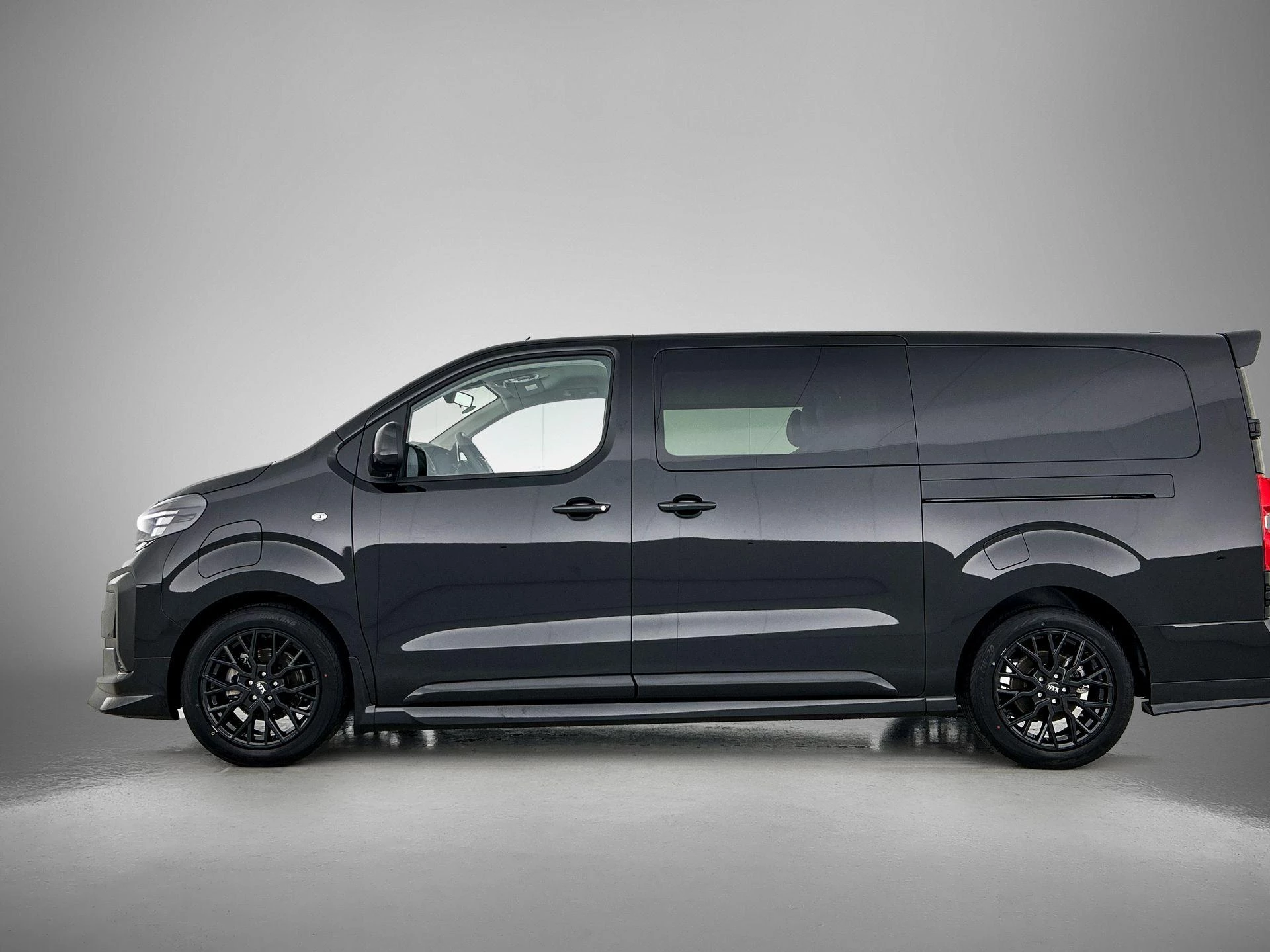 Opel-Vivaro-e-image-1