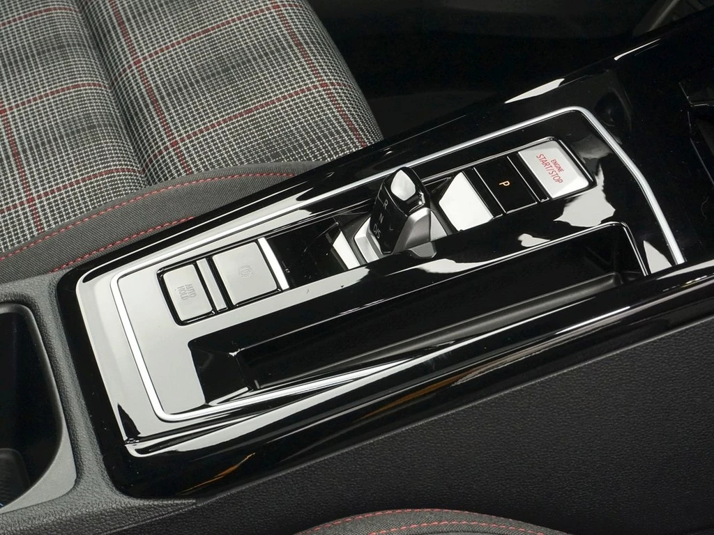 Volkswagen Golf GTI 2,0 l TSI 180 kW 7-DSG GTI