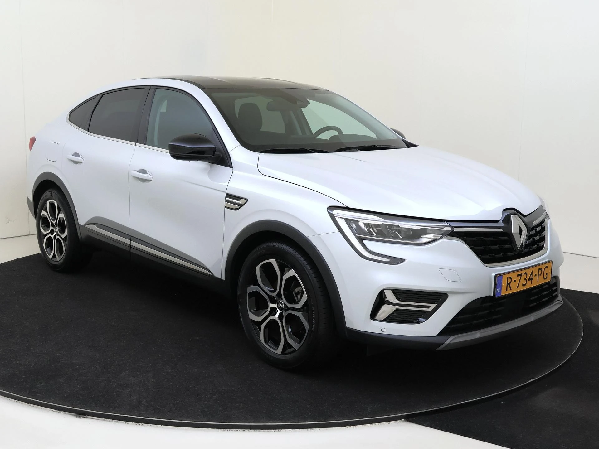 Renault-Arkana-image-1