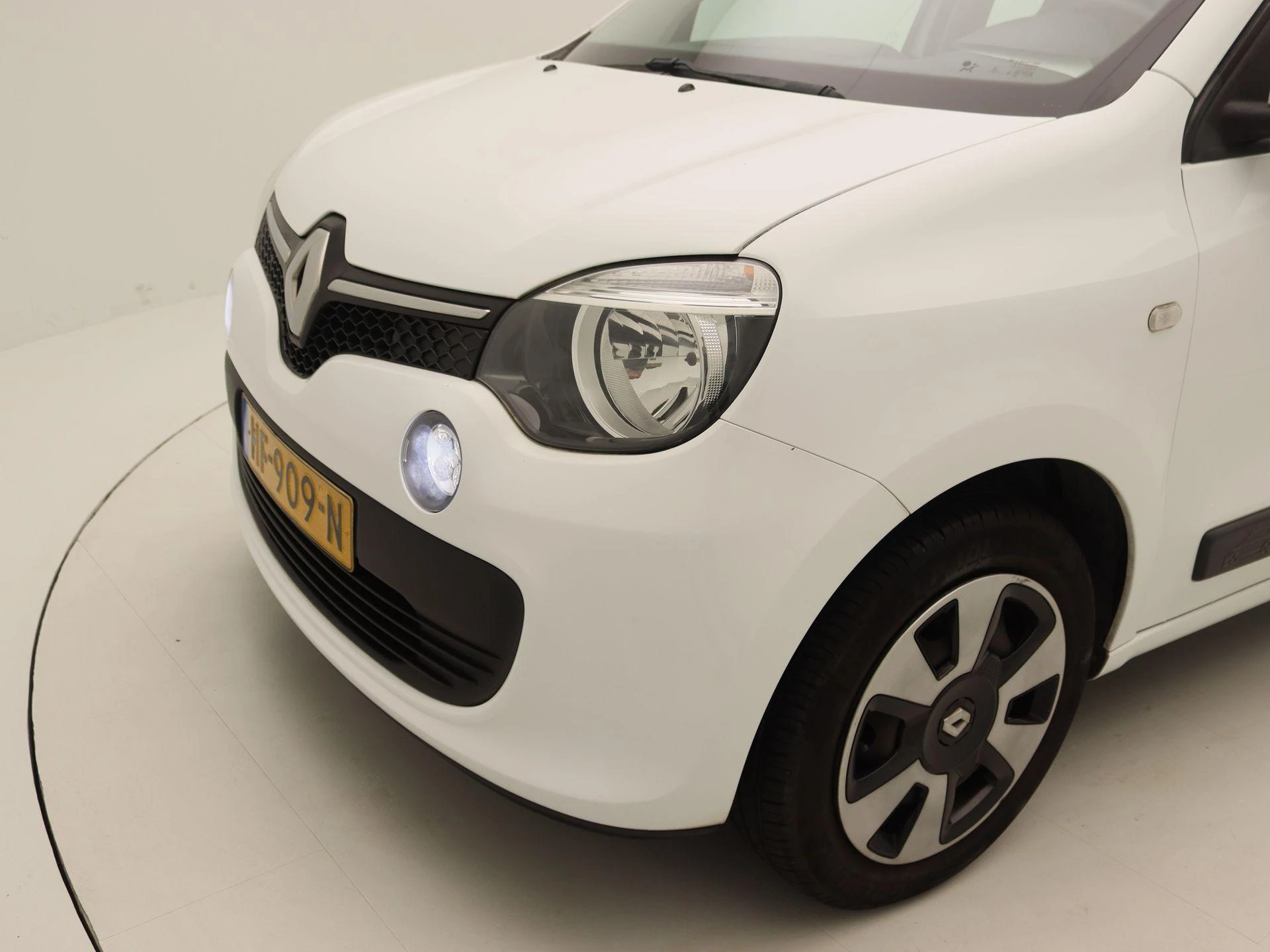 Renault-Twingo-image-14
