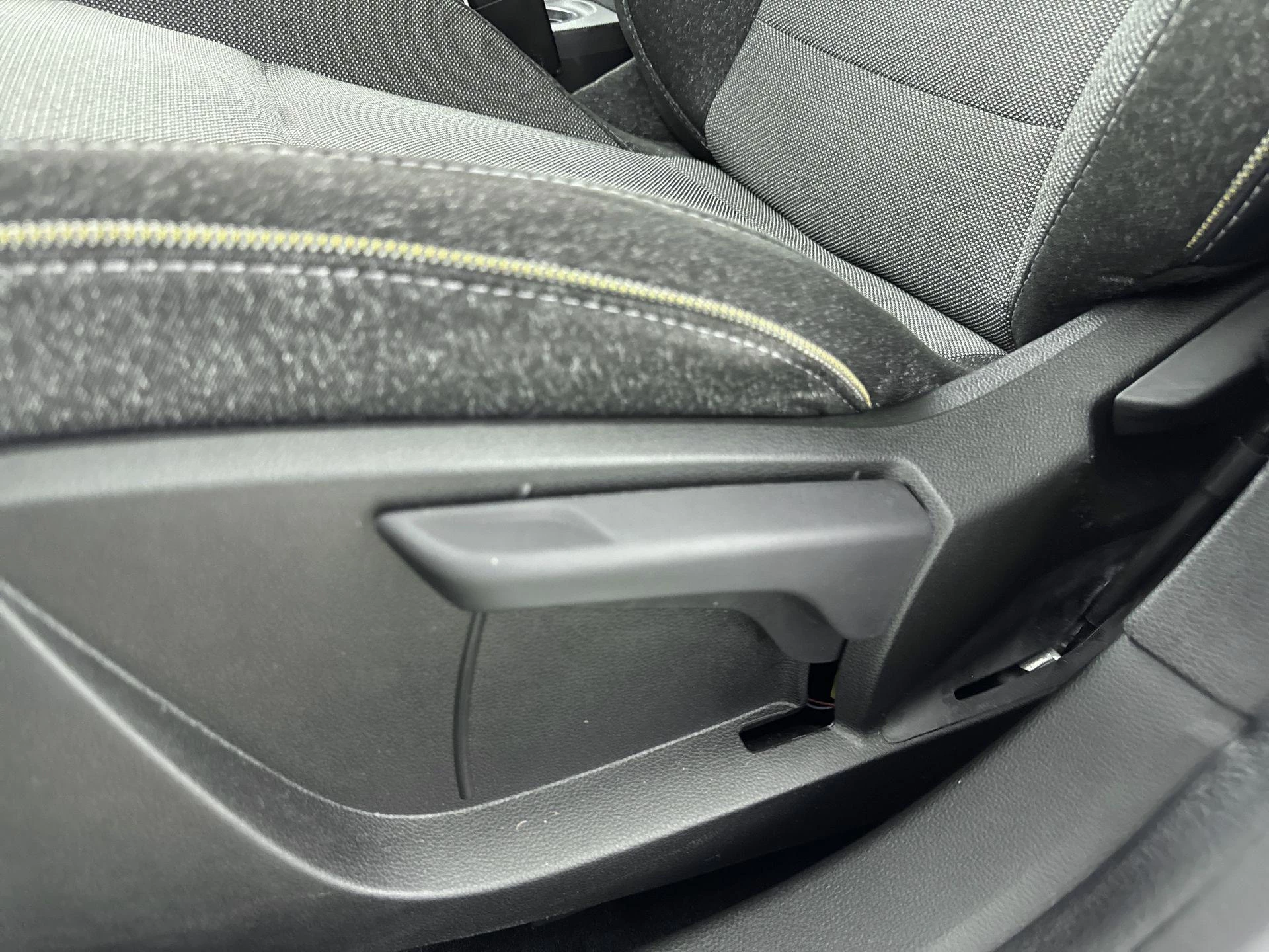 Renault-Captur-image-16