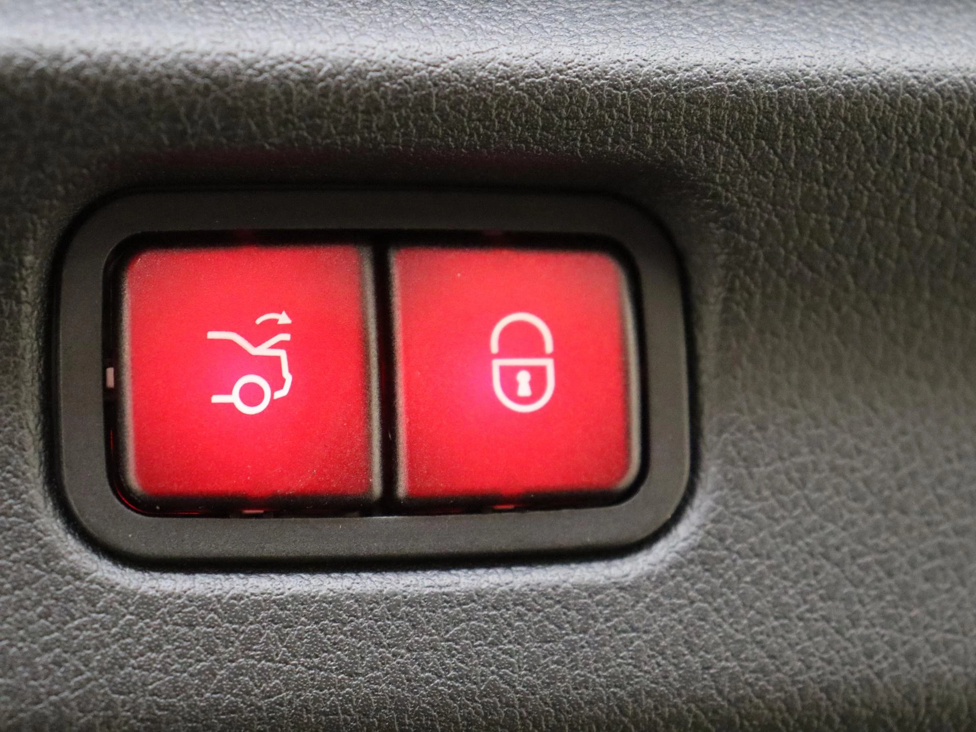 Mercedes-Benz EQE 300 Business Solution Luxury 90 kWh