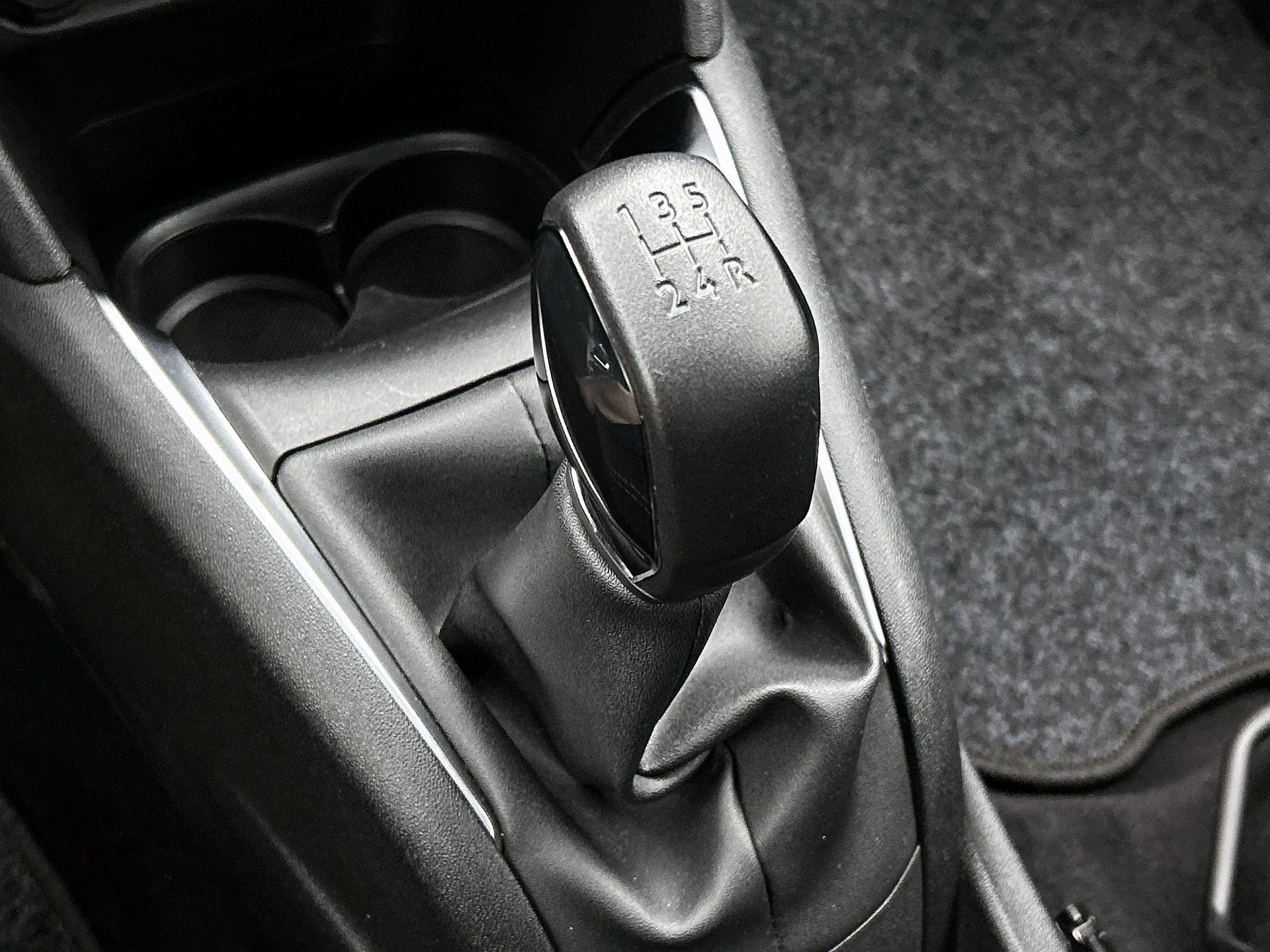 Peugeot 208 1.2 PureTech Blue Lion