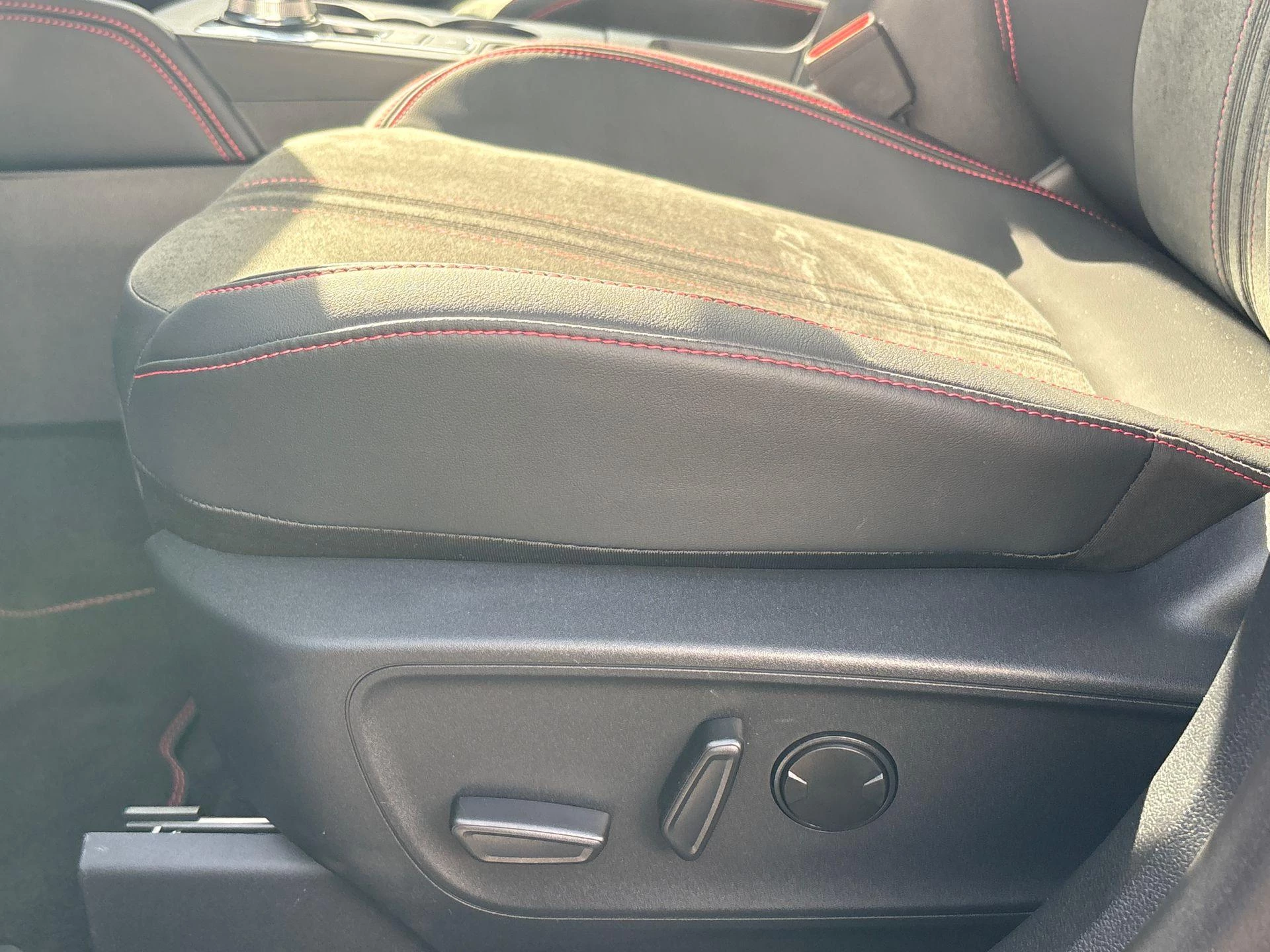 Ford Kuga 2.5 PHEV ST-Line X