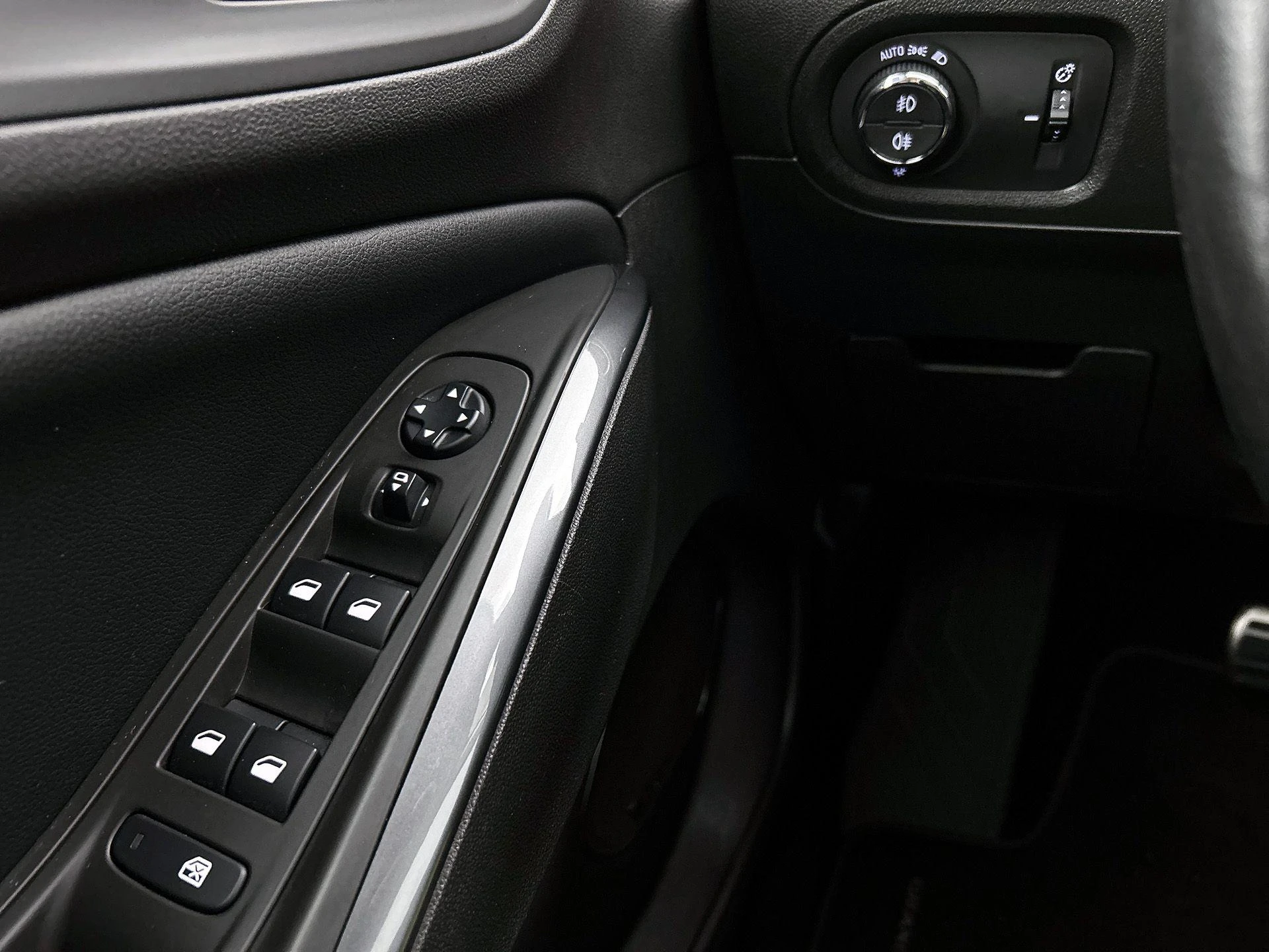Opel-Grandland X-image-36