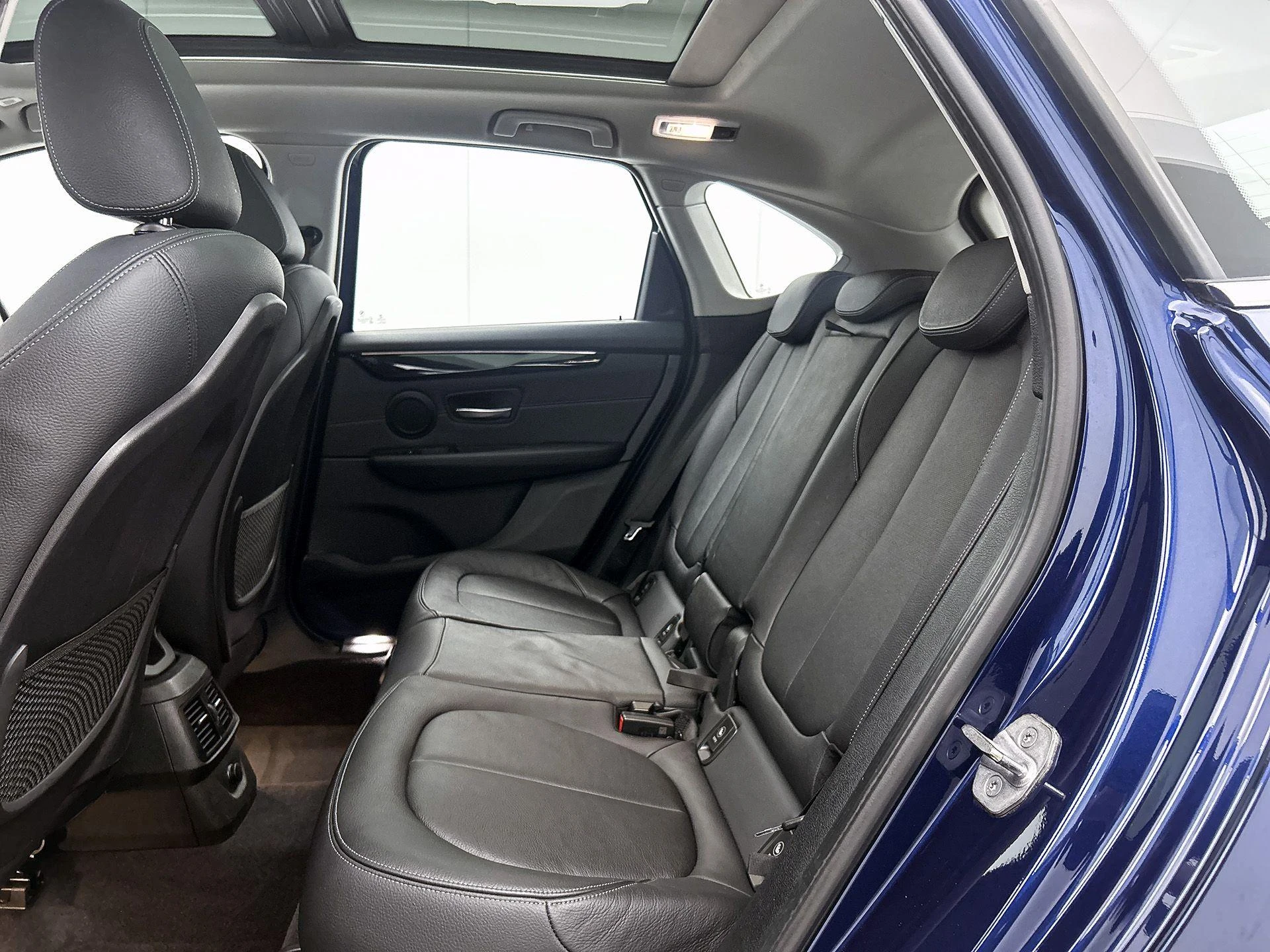 BMW-2 Serie-image-26