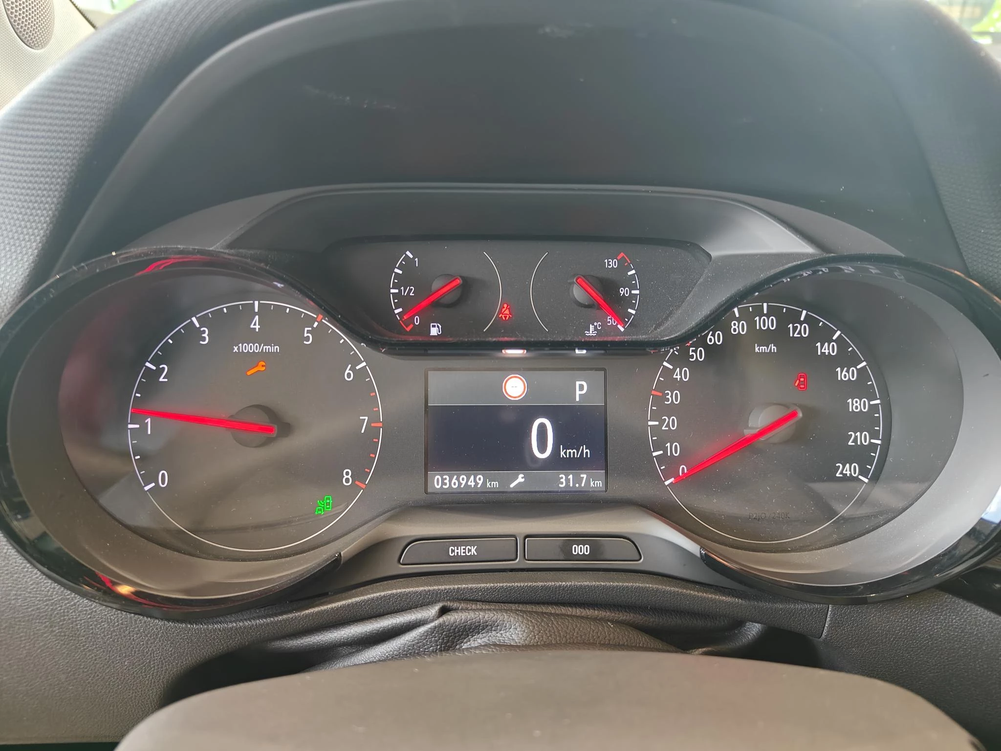 Opel-Crossland X-image-10