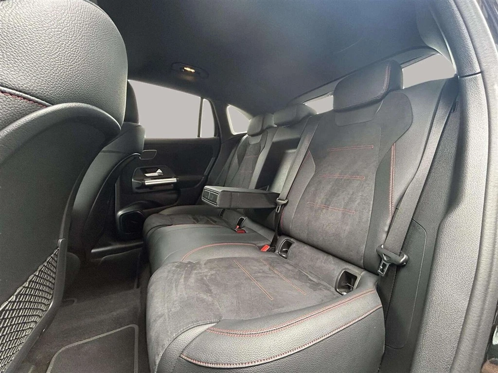 Mercedes-Benz-EQA-image-21