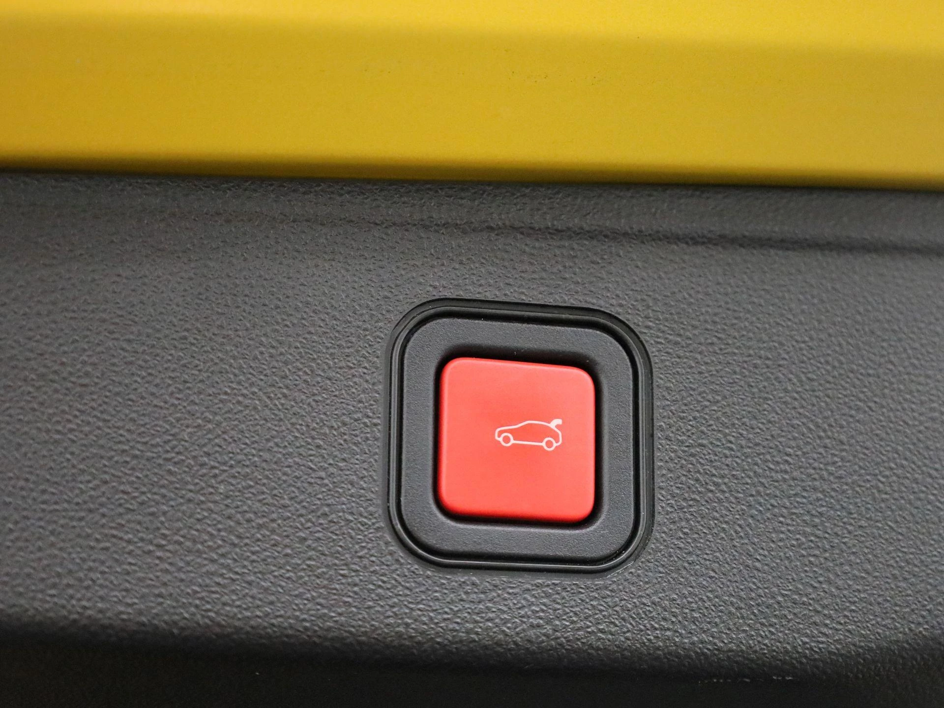 Jeep-Avenger-image-14