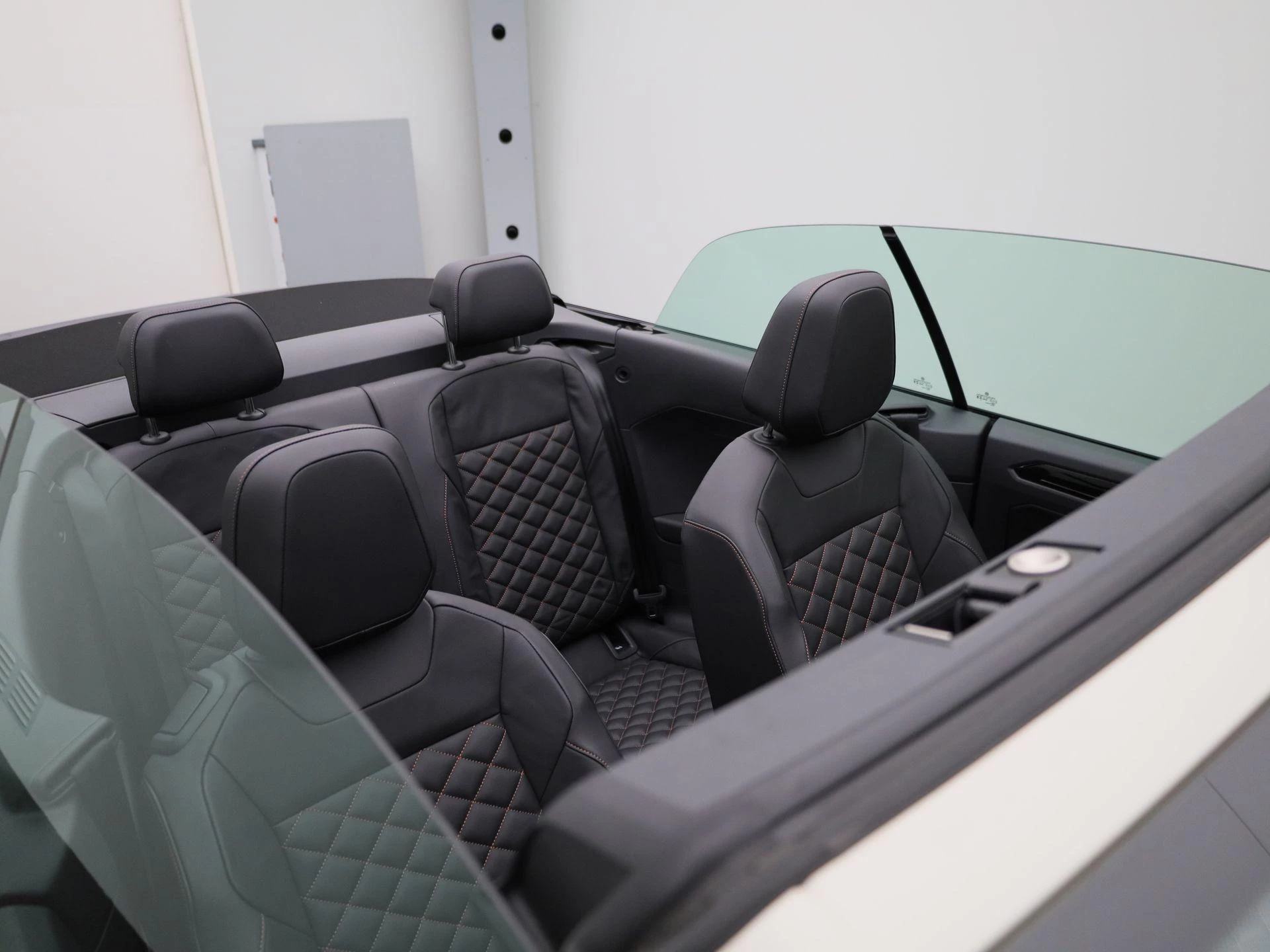 Volkswagen T-Roc Cabrio 1.5 TSI R-Line 150 PK|