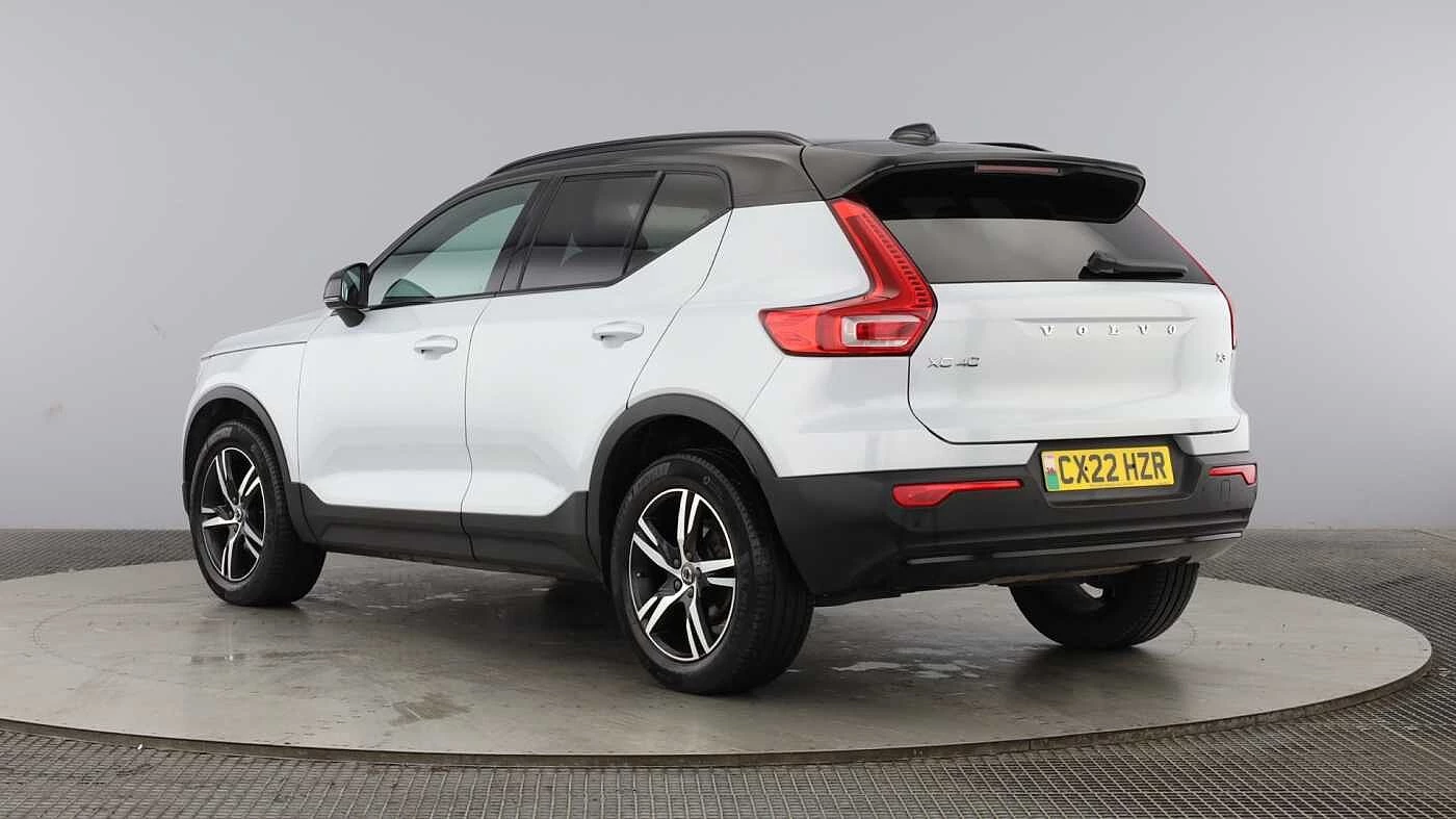 Volvo-XC40-image-2