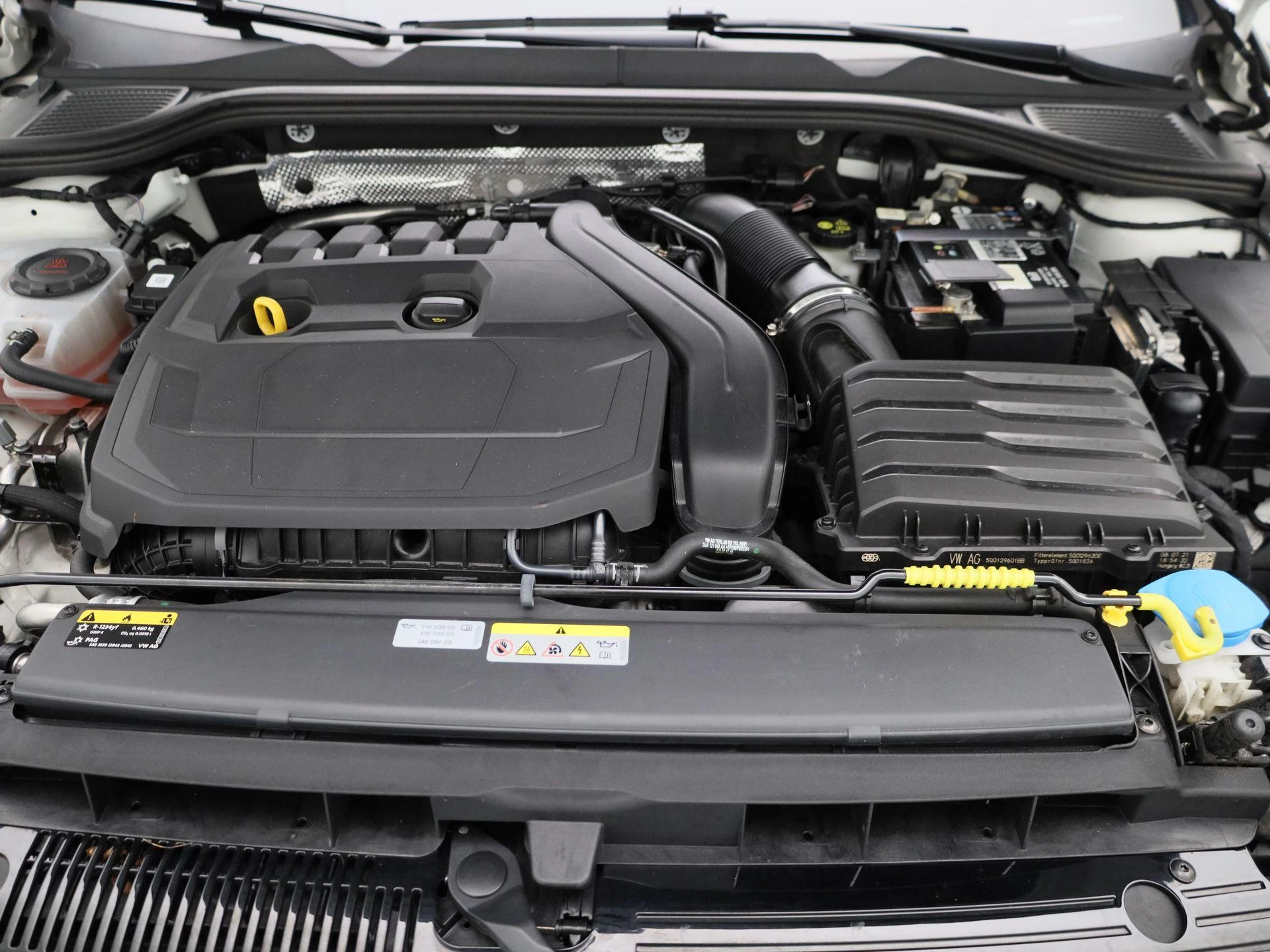 Volkswagen-Golf-image-31