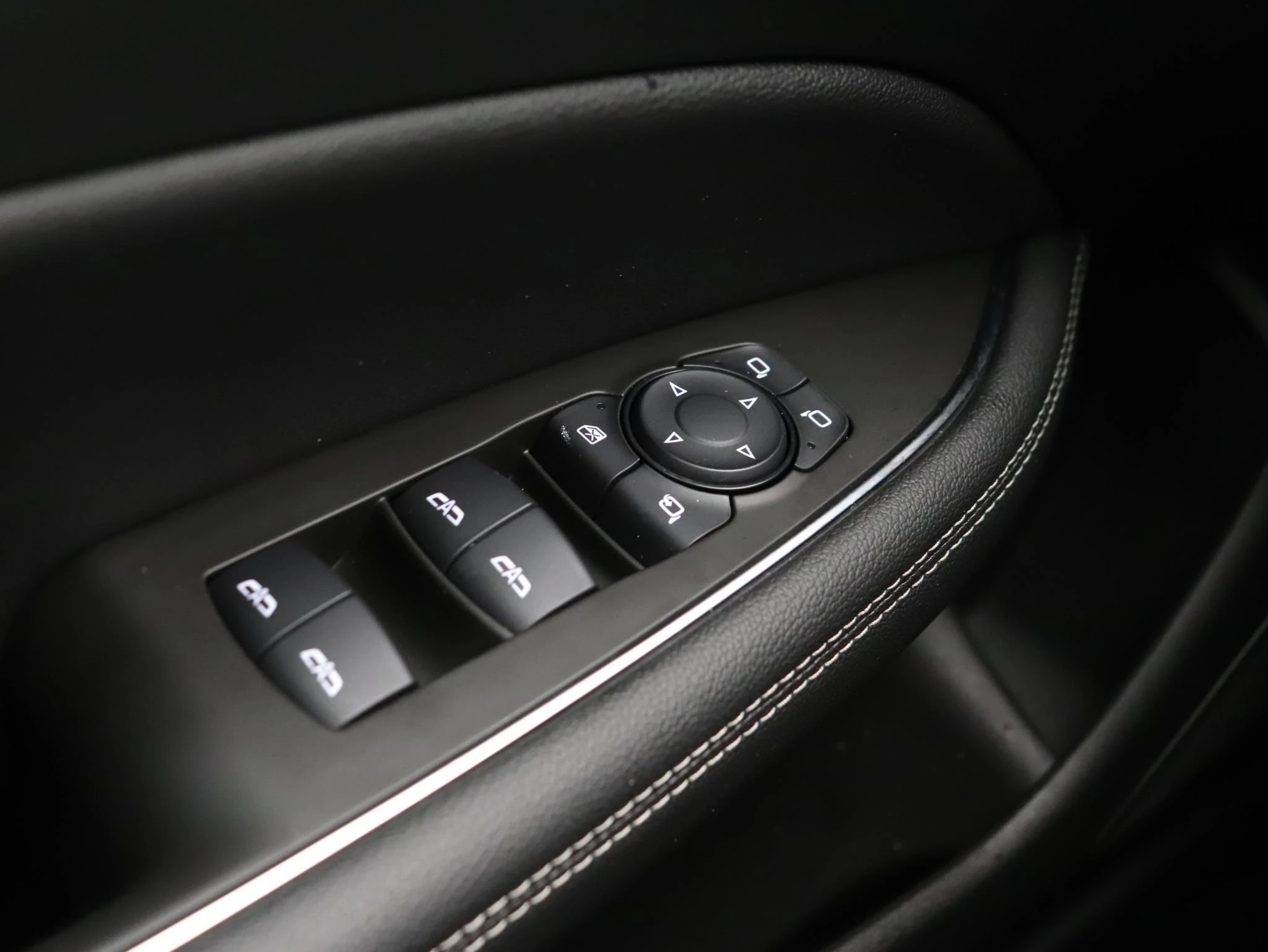 Opel-Insignia-image-17