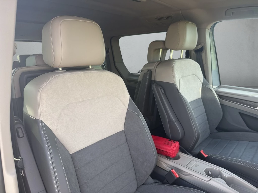 Volkswagen Multivan T7 1.5l eHybrid LR DSG 4M Style *AHK