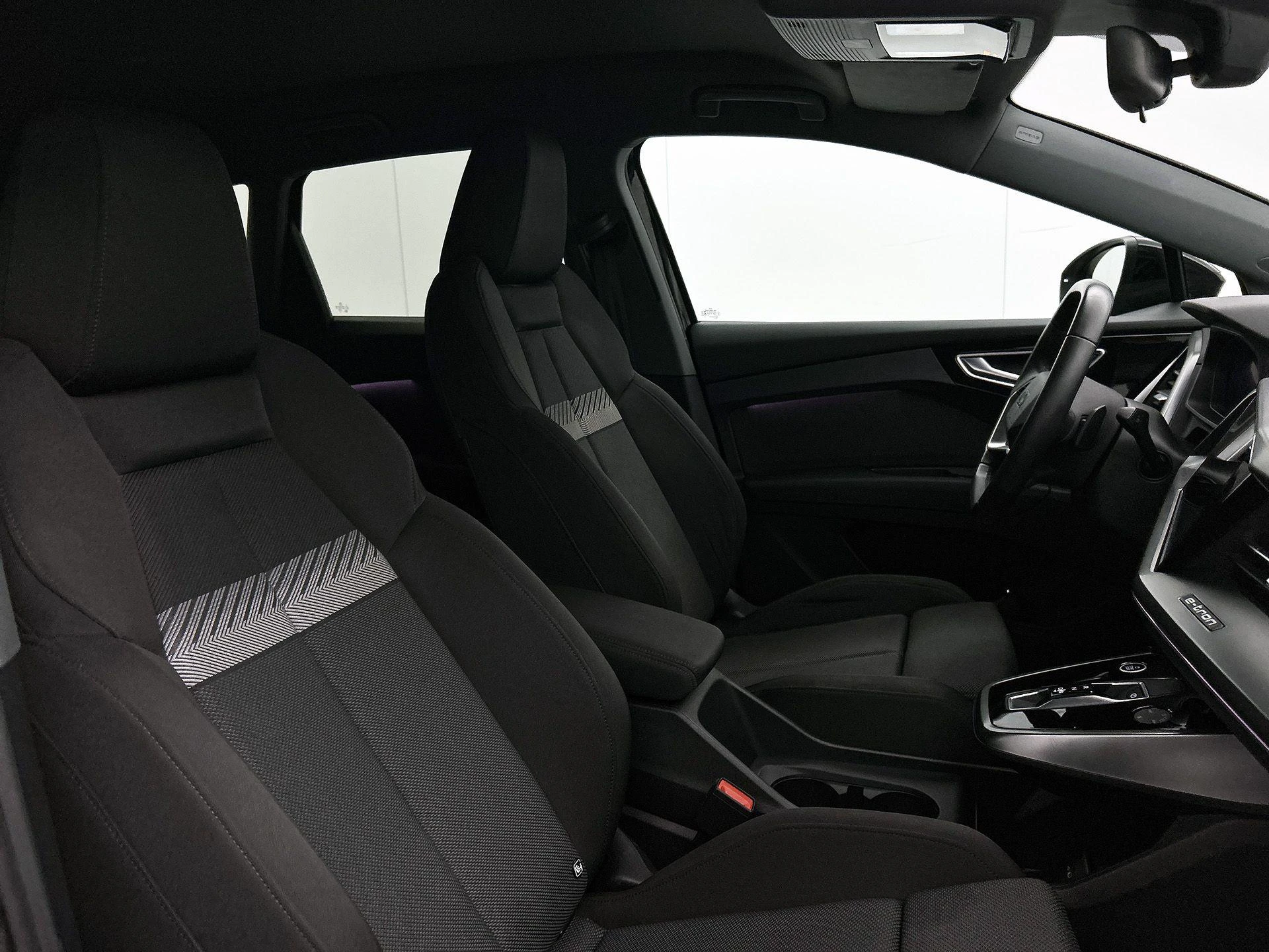 Audi-Q4 e-tron-image-33