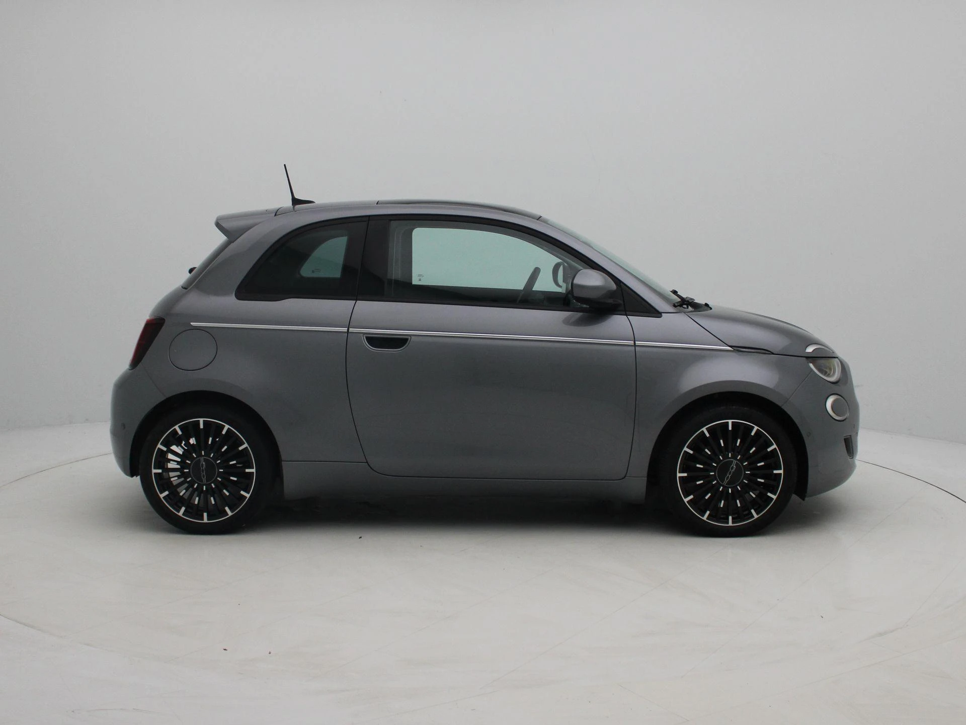 Fiat-500-image-6