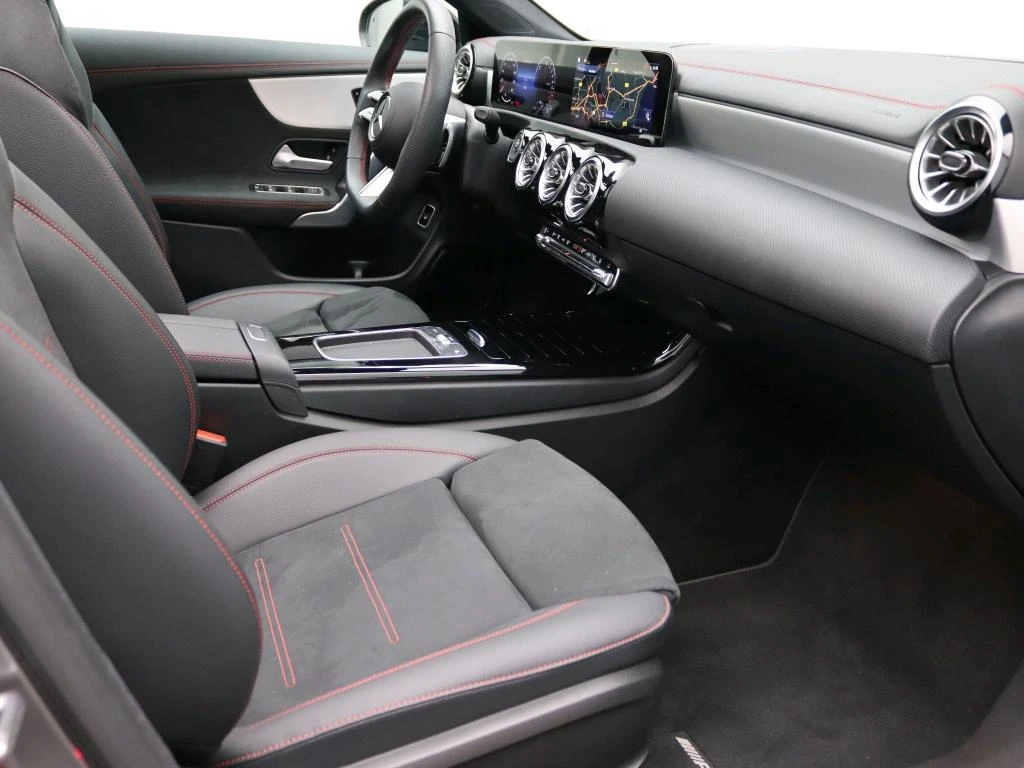 Mercedes-Benz CLA 250 e Business Solution AMG