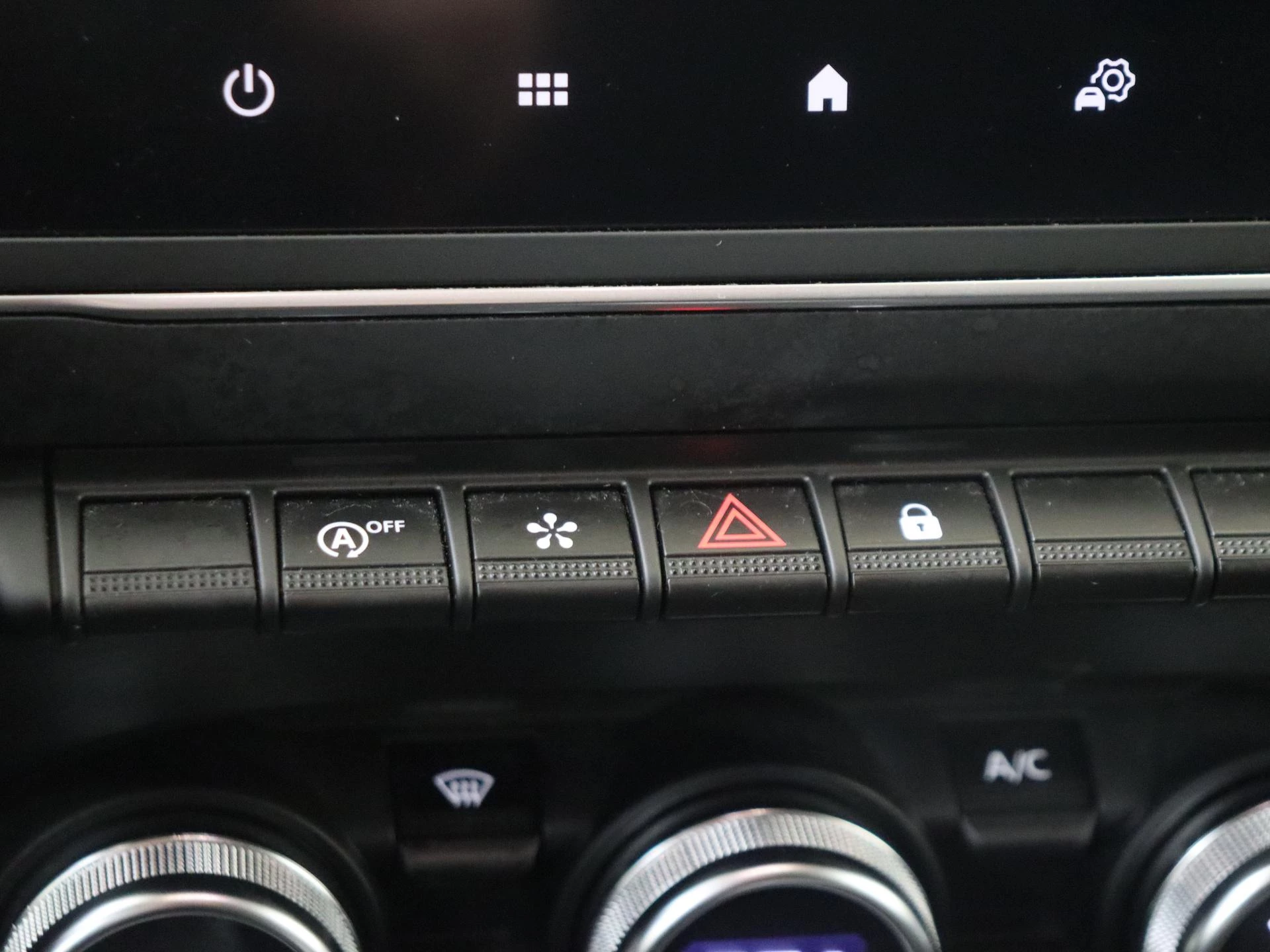 Renault-Captur-image-24