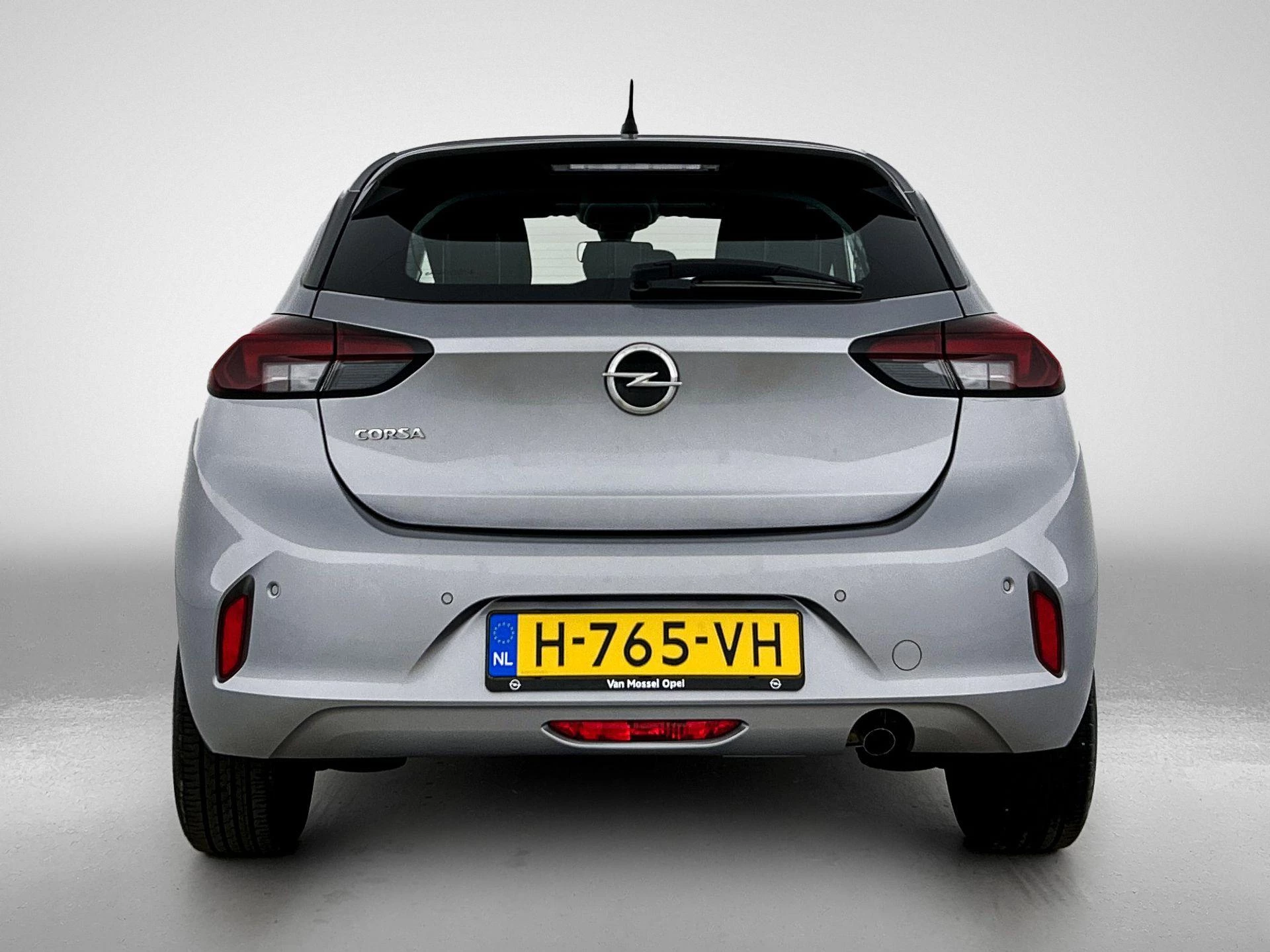 Opel-Corsa-image-2