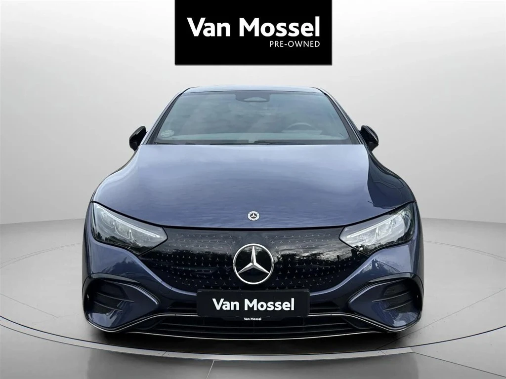Mercedes-Benz-EQE-image-1