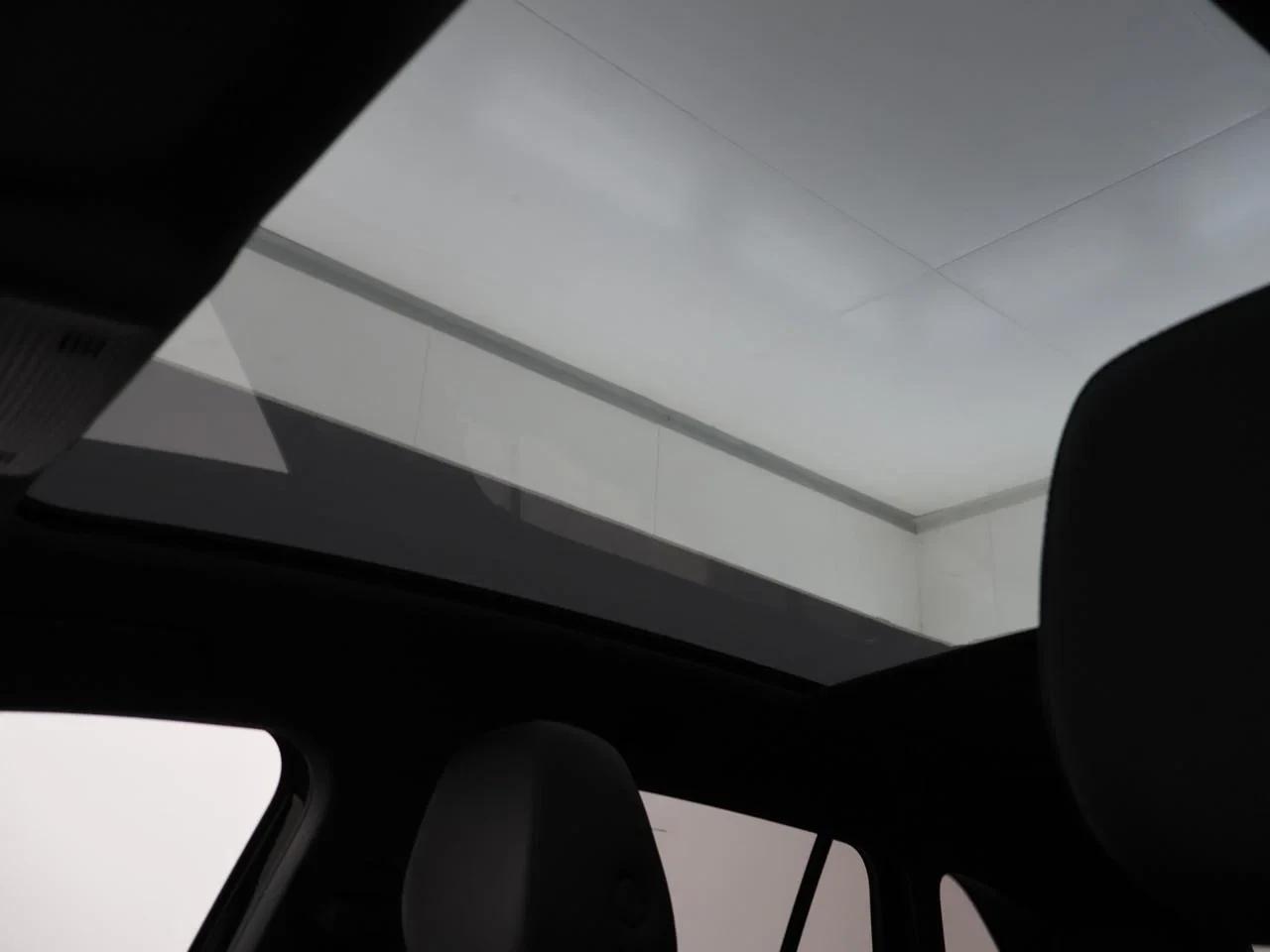Volkswagen ID.4 Pro Performance Business Premium 77kWh 204pk *TREKHAAK*PANO*NAVI*APP CONNECT*BLTH*CRUISE*PDC*...