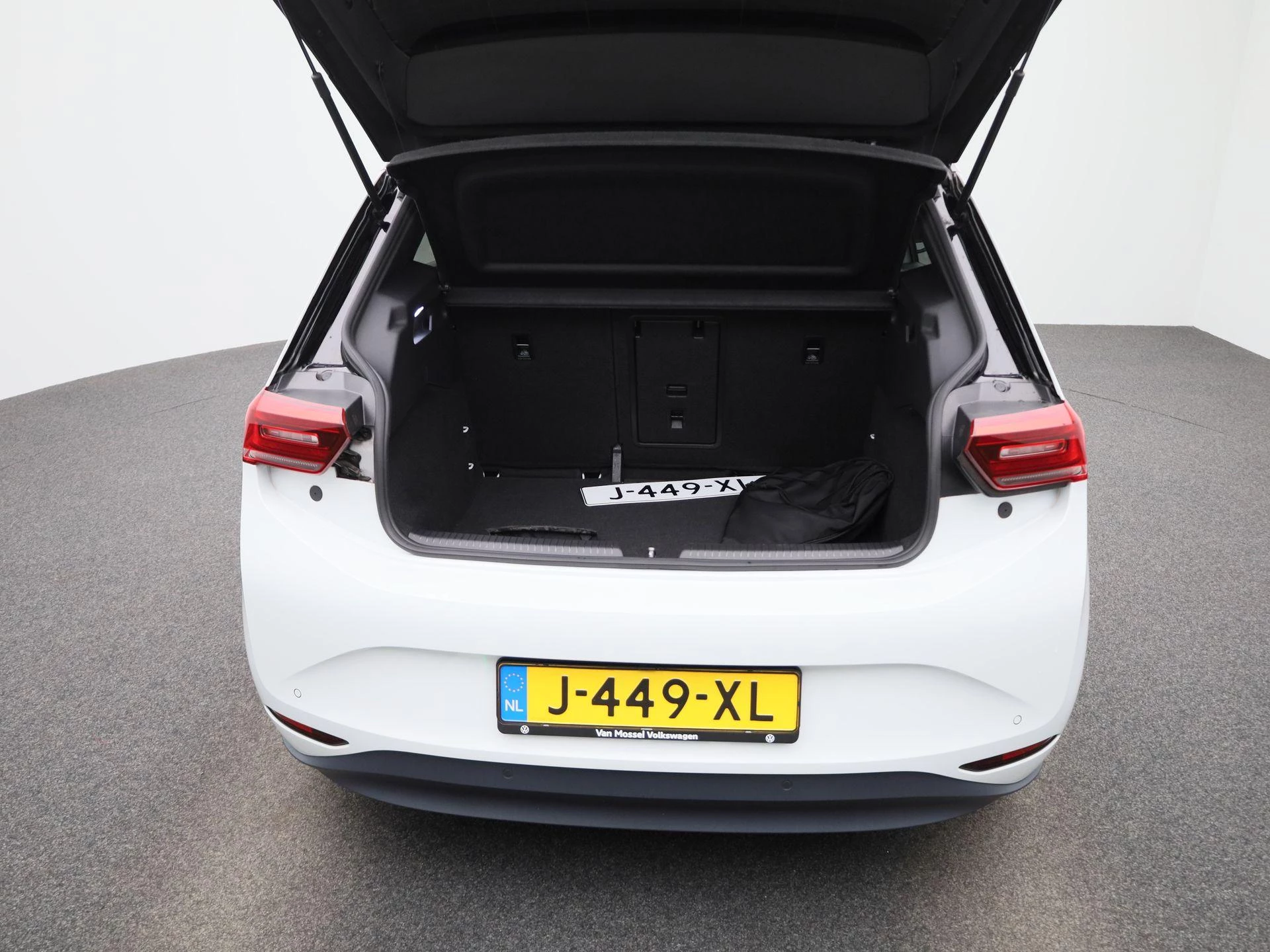 Volkswagen-ID.3-image-10