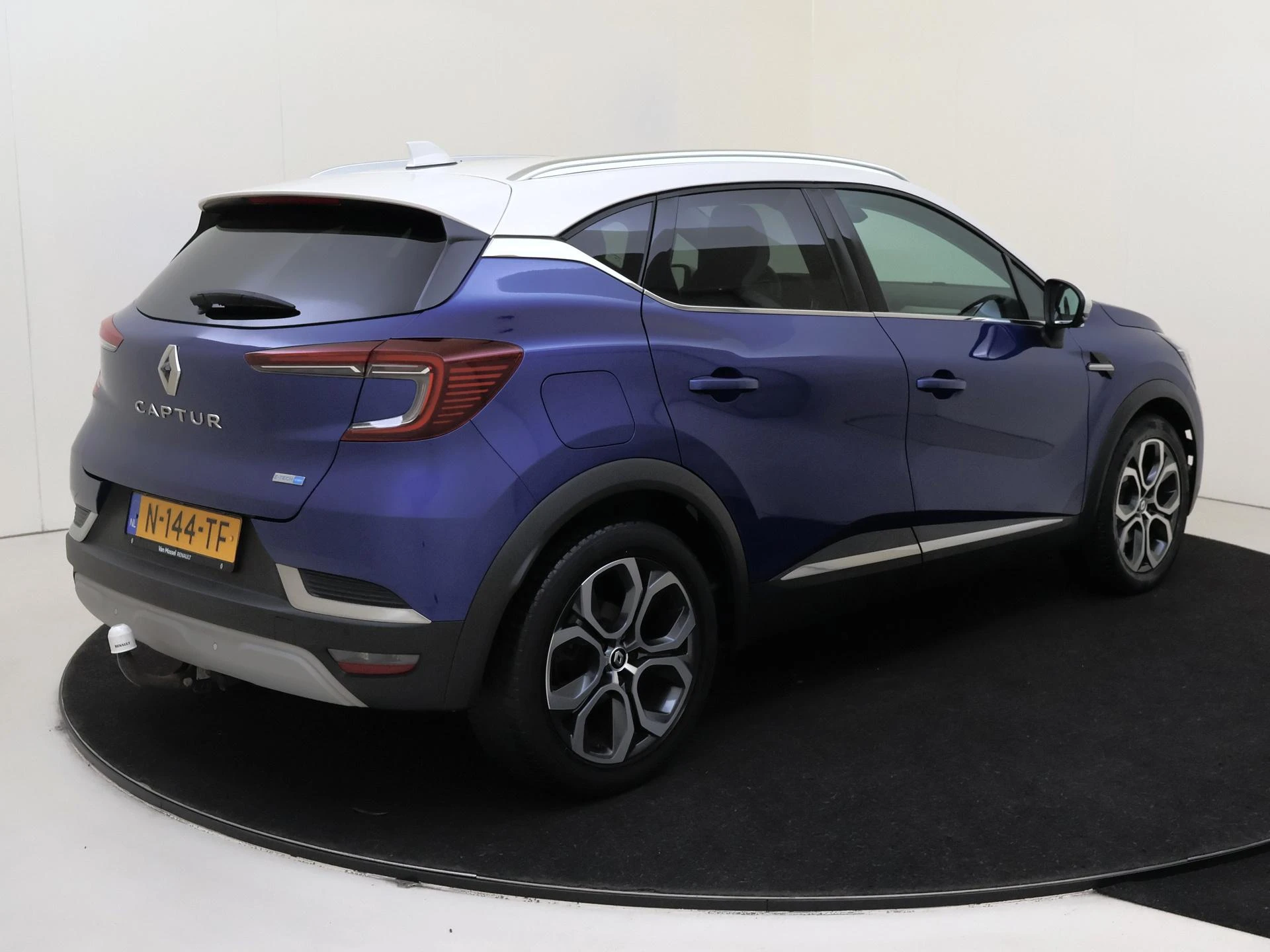 Renault-Captur-image-3