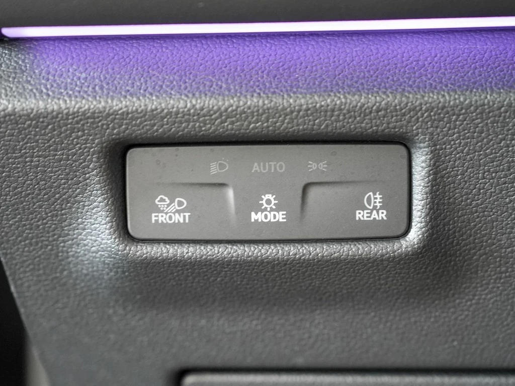 Volkswagen-Tiguan-image-16