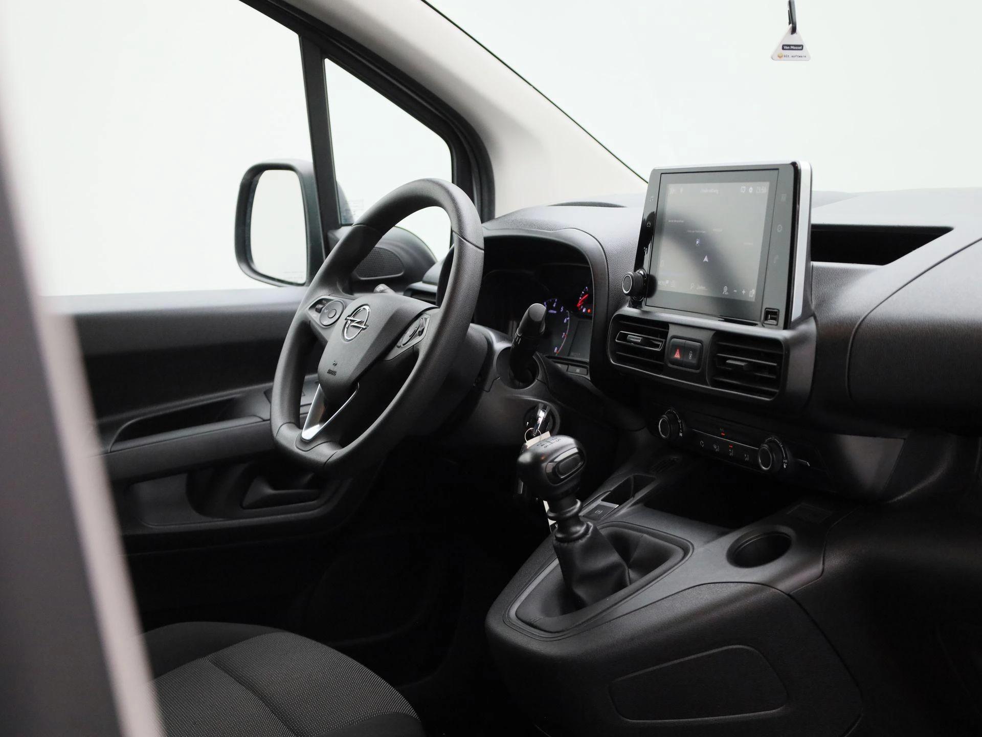 Opel-Combo-image-8