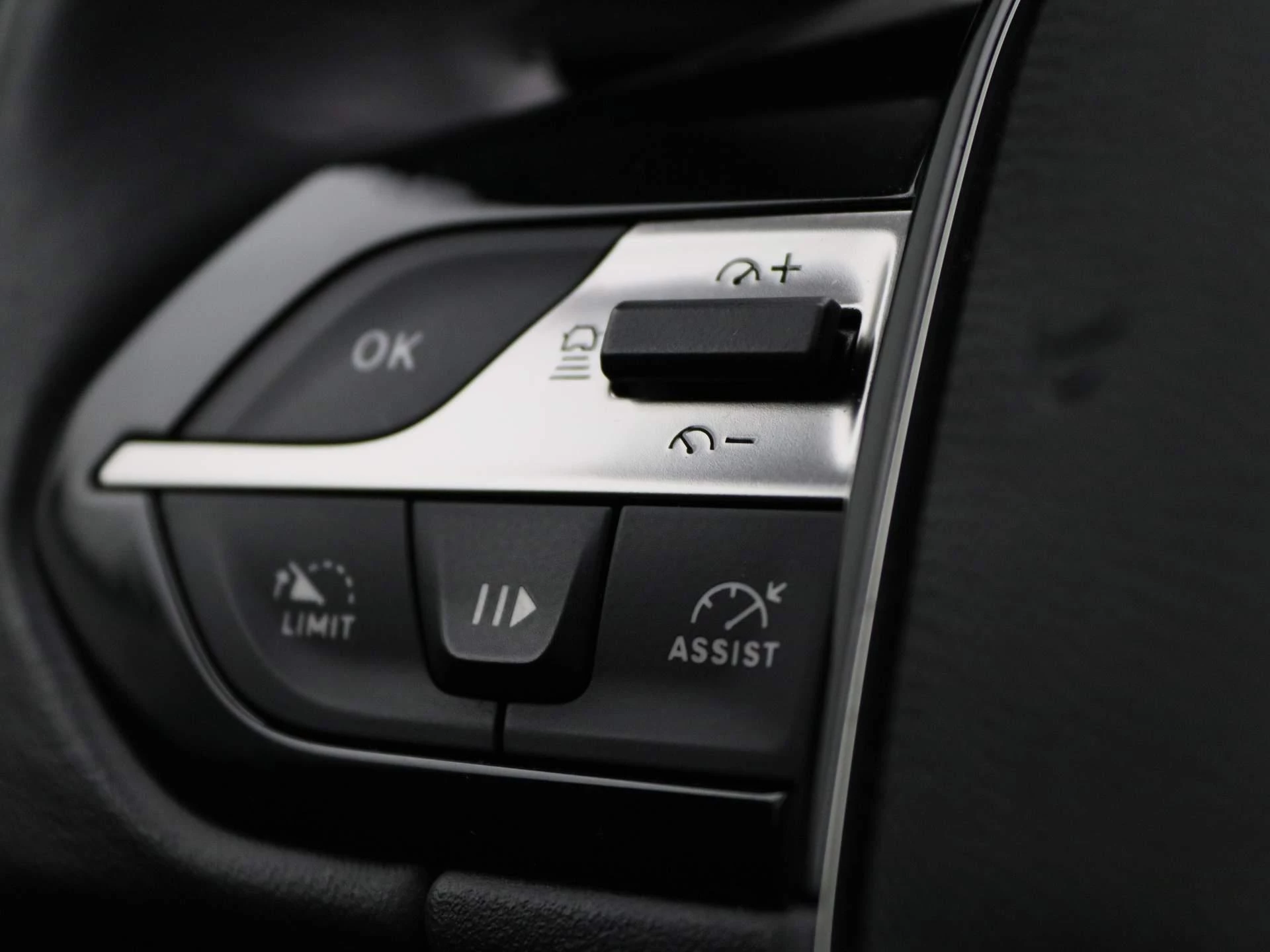 Peugeot-308-image-18