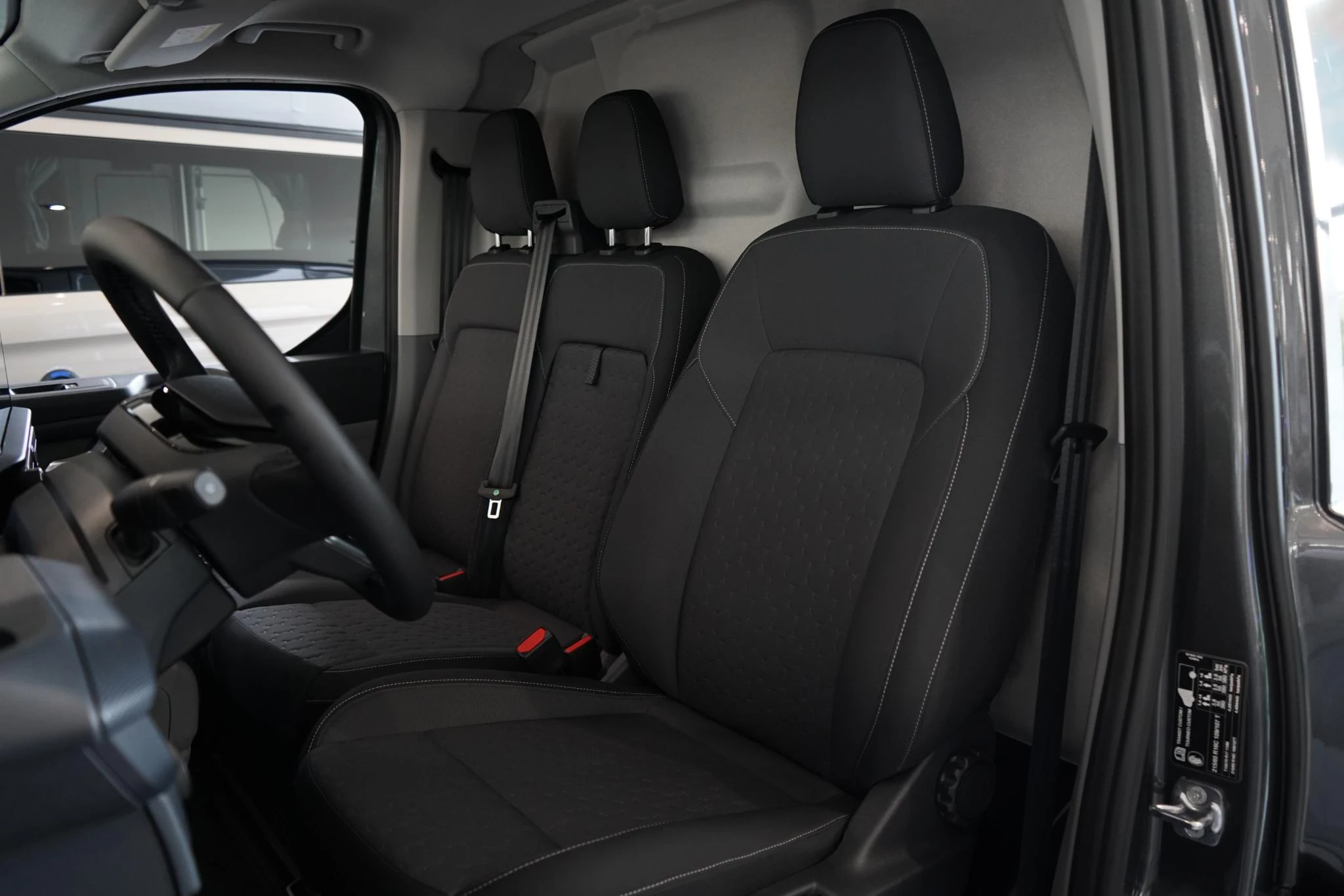 Ford-Transit Custom-image-6