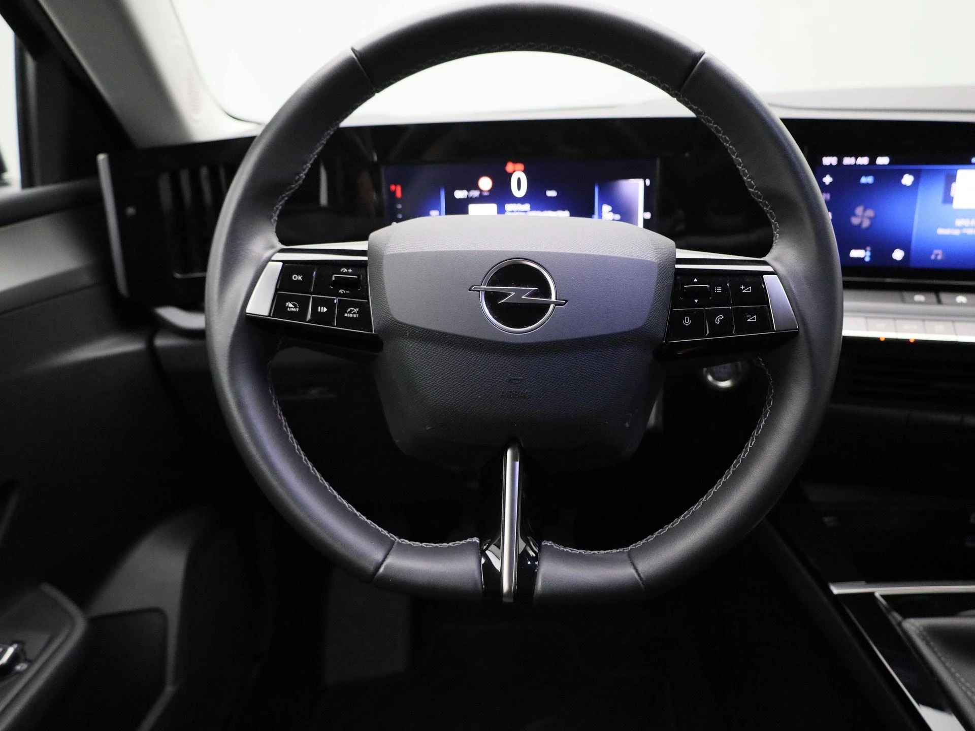 Opel-Astra-image-6