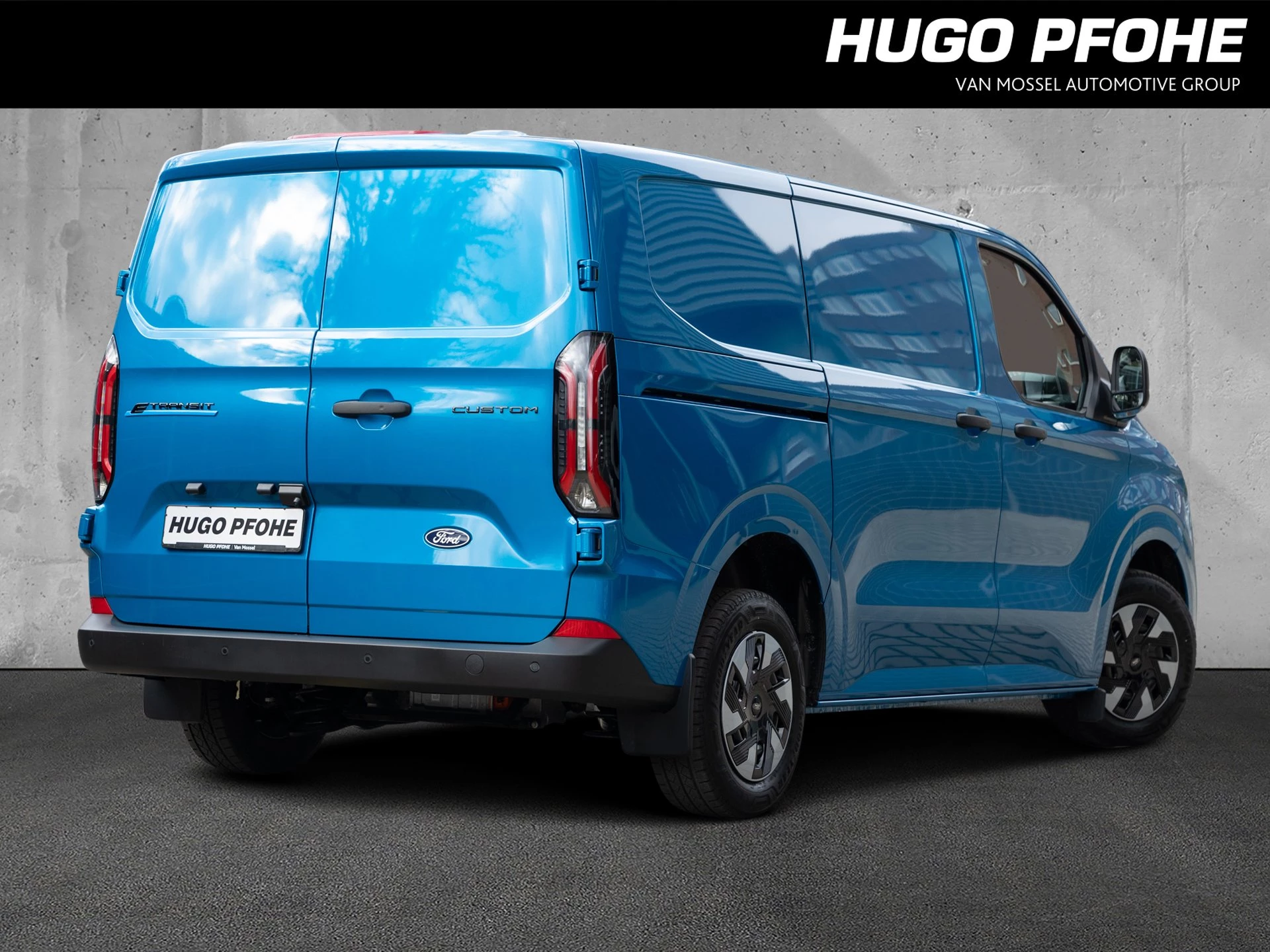 Ford-Transit Custom-image-1