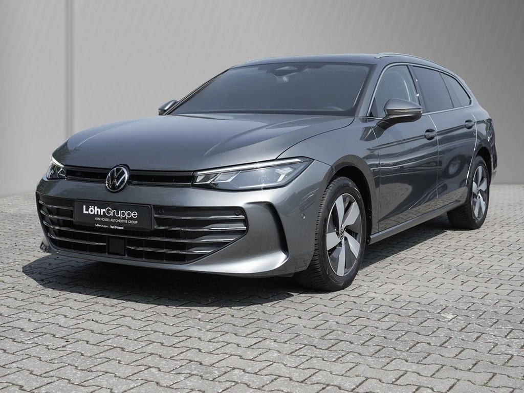 Volkswagen-Passat-image-1