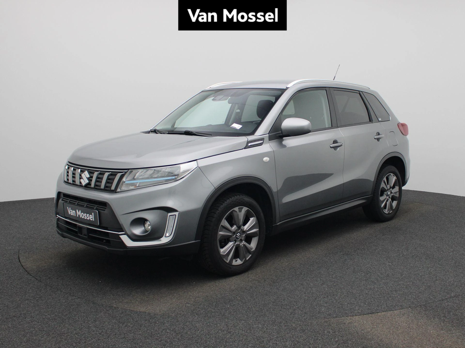 Suzuki-Grand Vitara-image-0