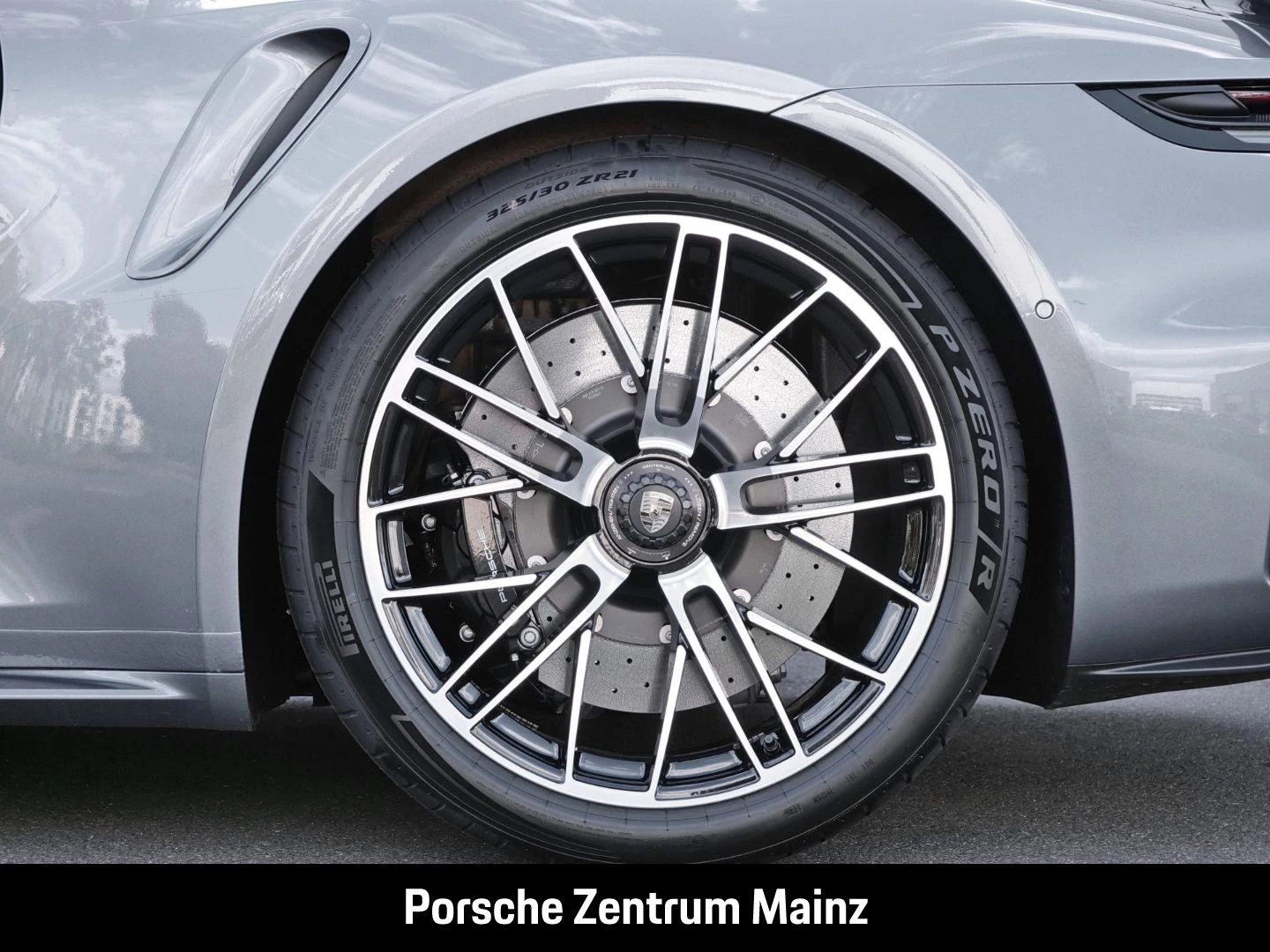 Porsche-911-image-6