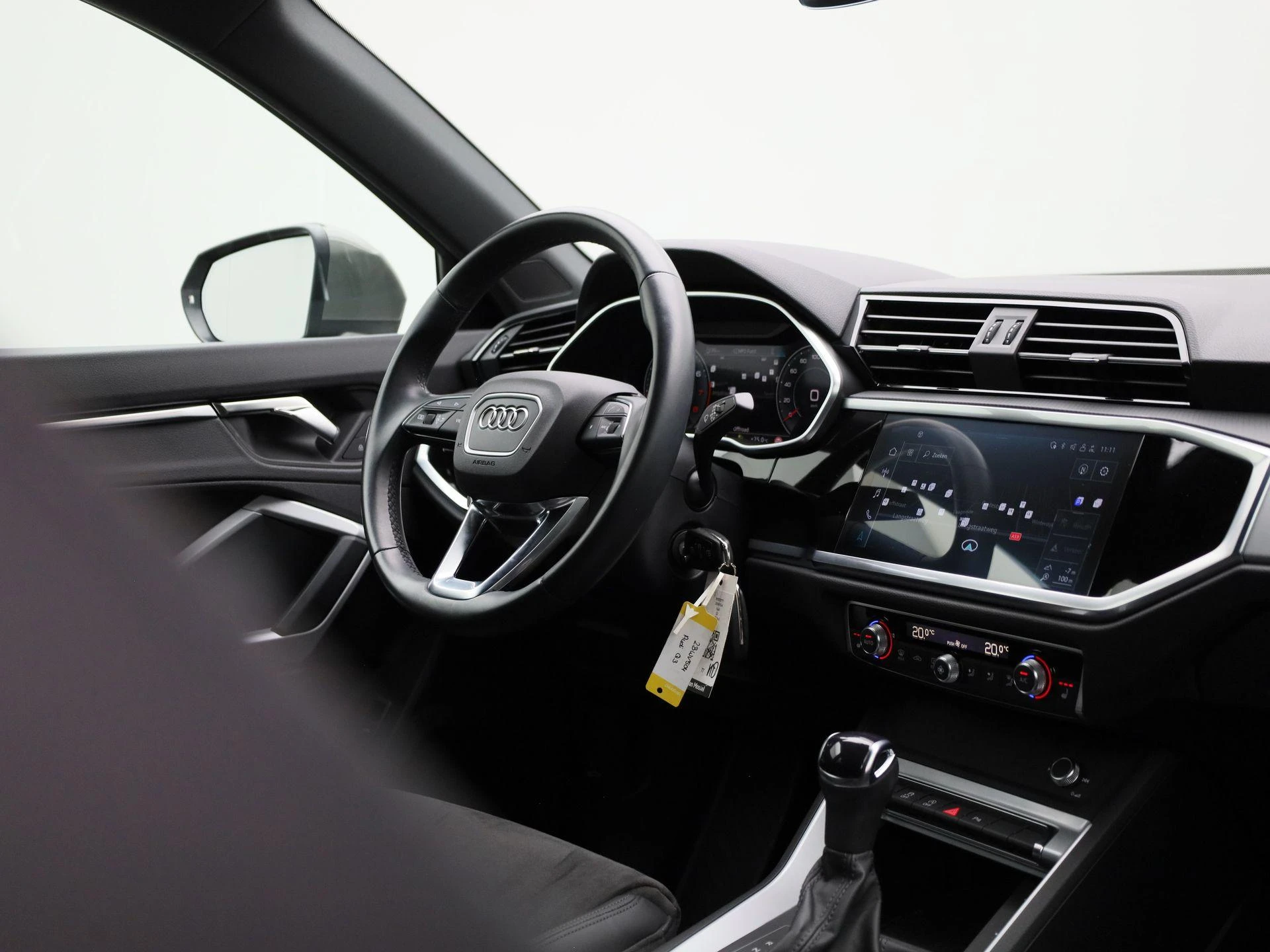Audi-Q3-image-38