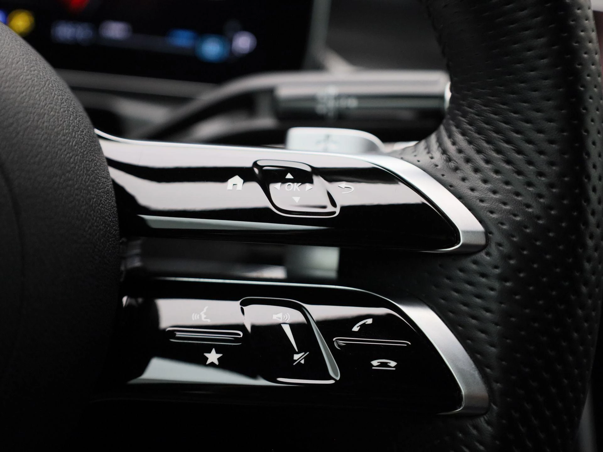 Mercedes-Benz-C-Klasse-image-36