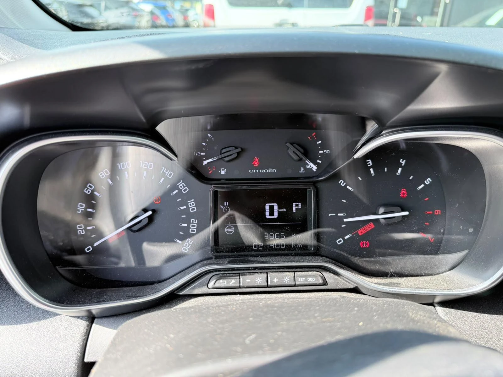 Citroën-C3 Aircross-image-8