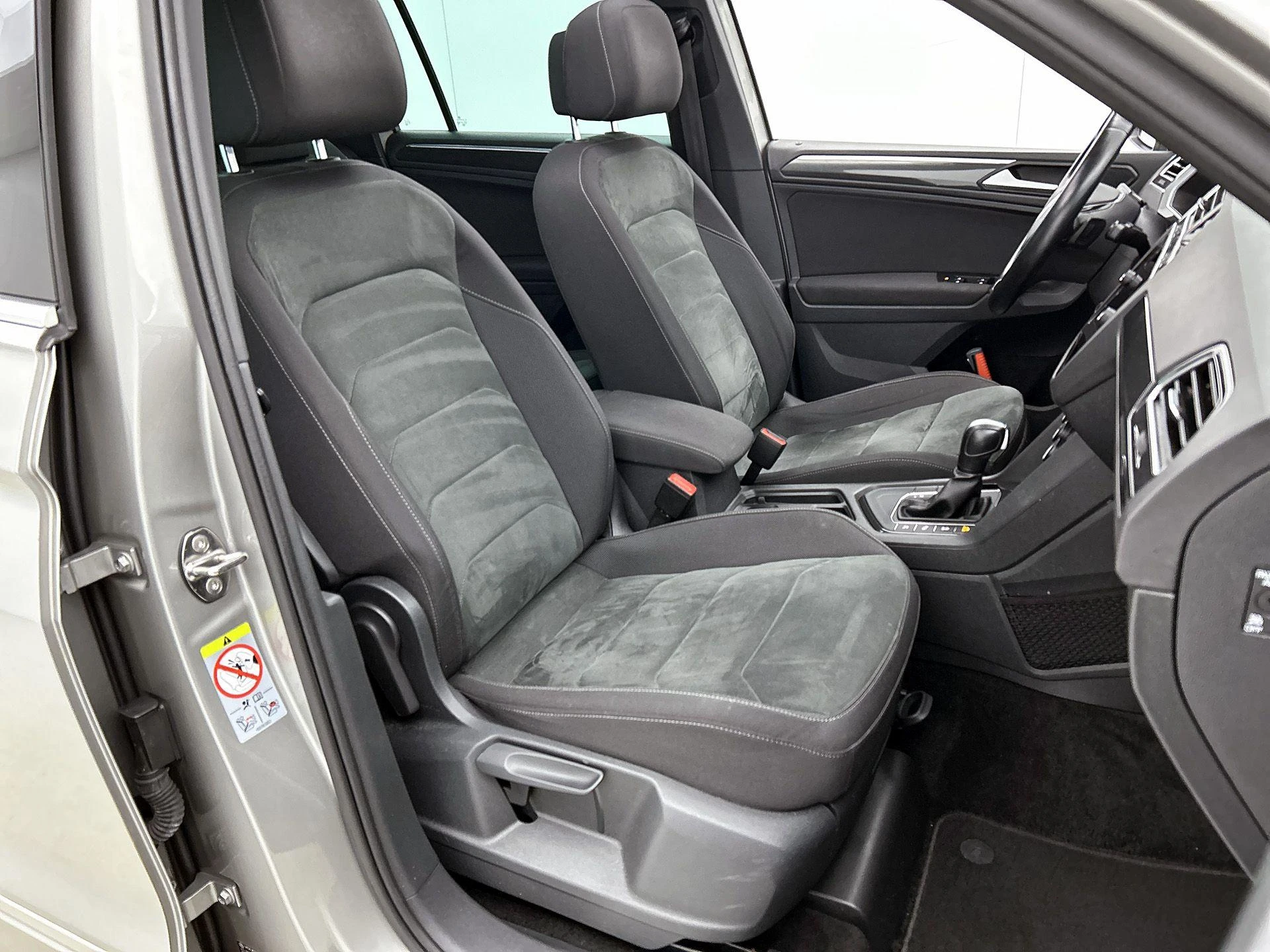 Volkswagen-Tiguan-image-52