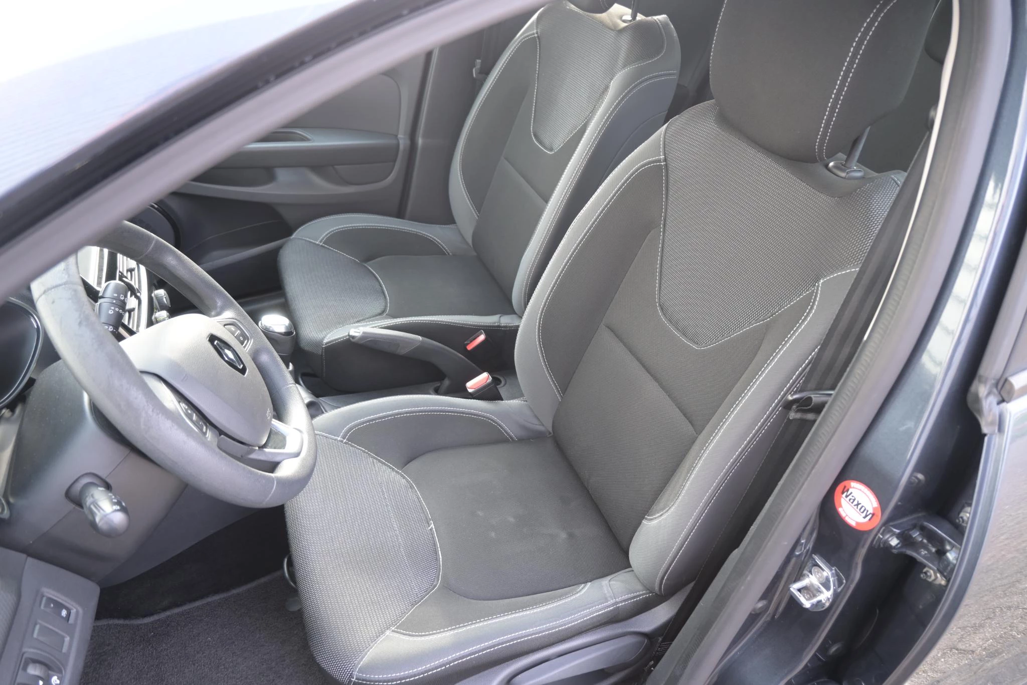 Renault-Clio-image-4