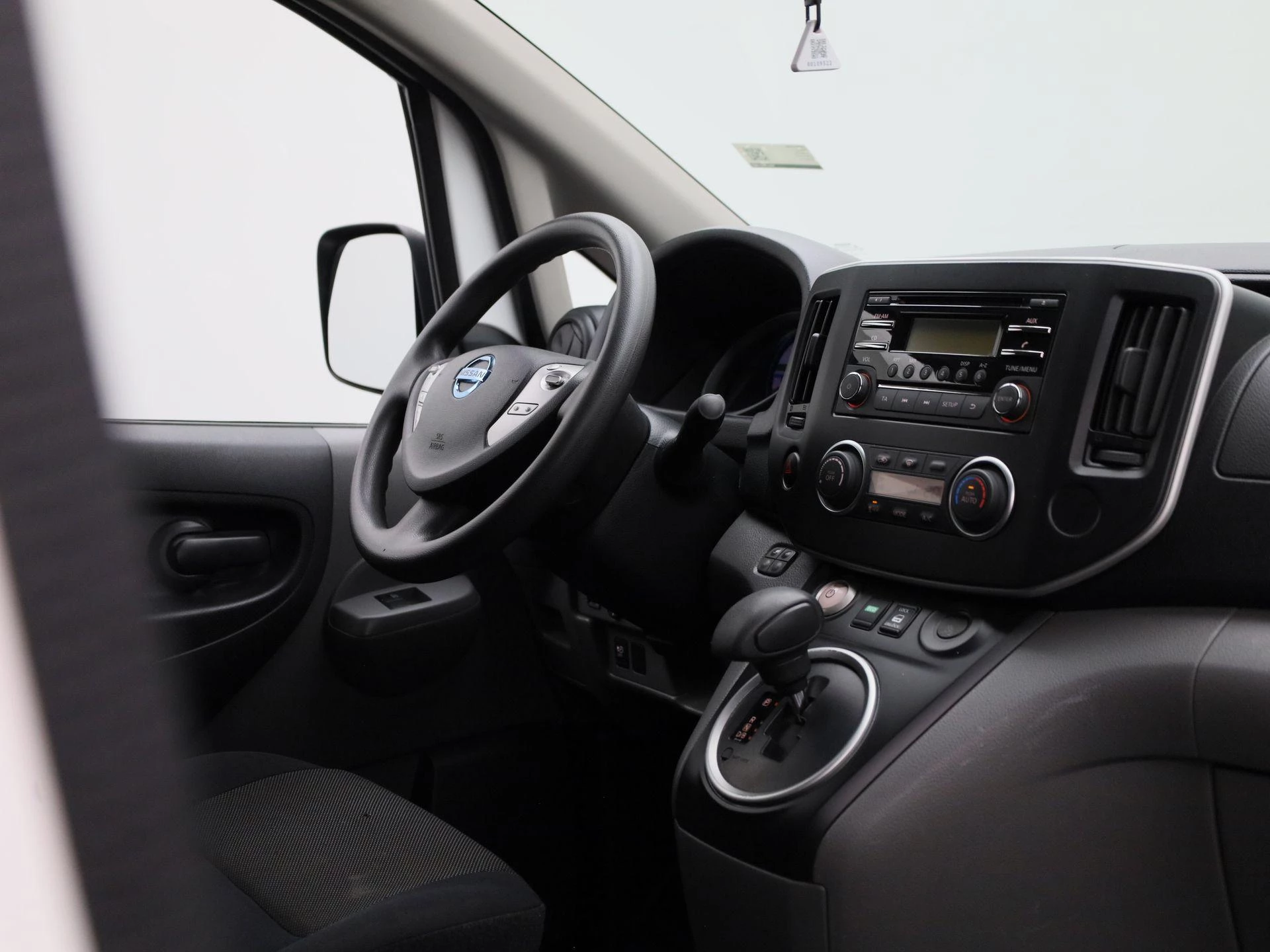 Nissan-e-NV200-image-8