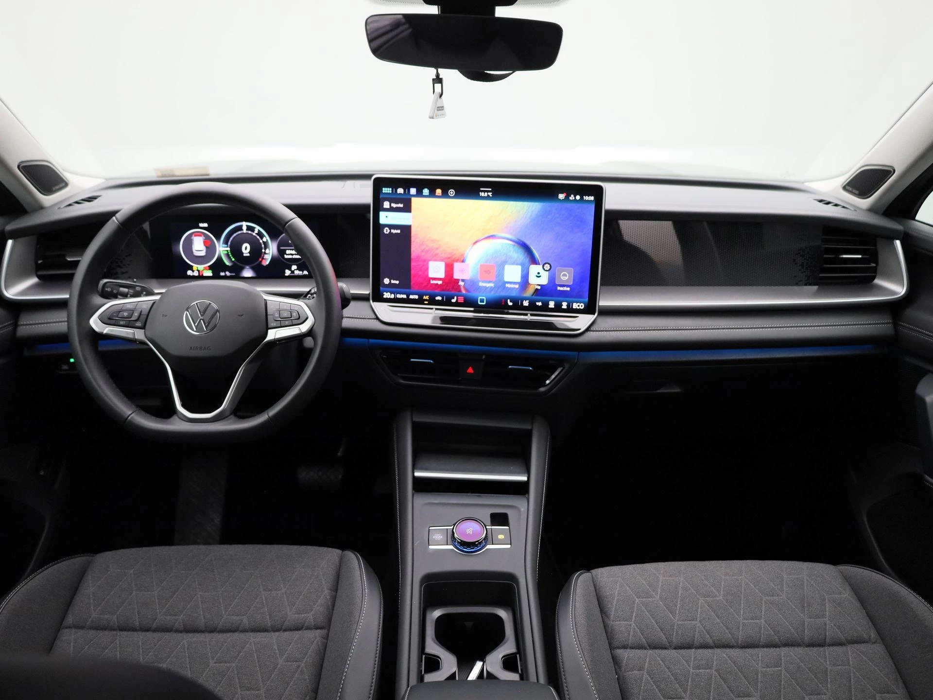 Volkswagen Tayron 1.5 eHybrid Life Edition 204 PK|