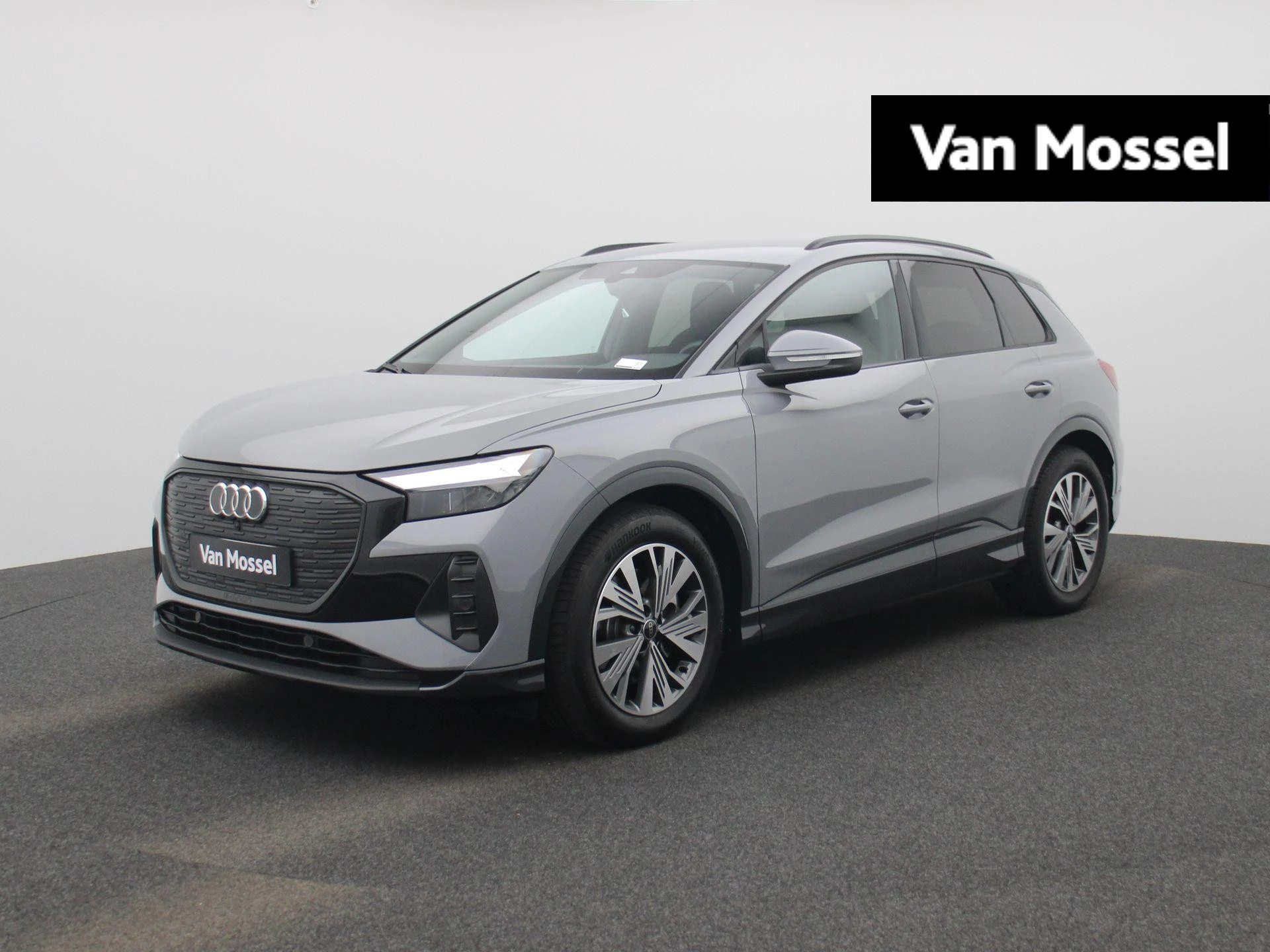 Audi-Q4 e-tron-image-0