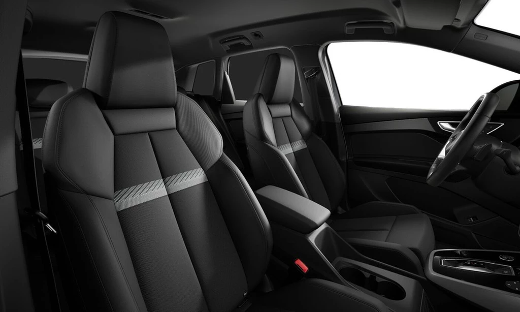 Audi Q4 e-tron 45 S line