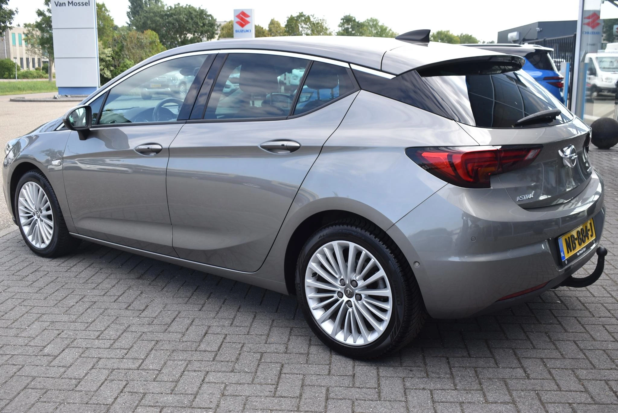 Opel-Astra-image-6
