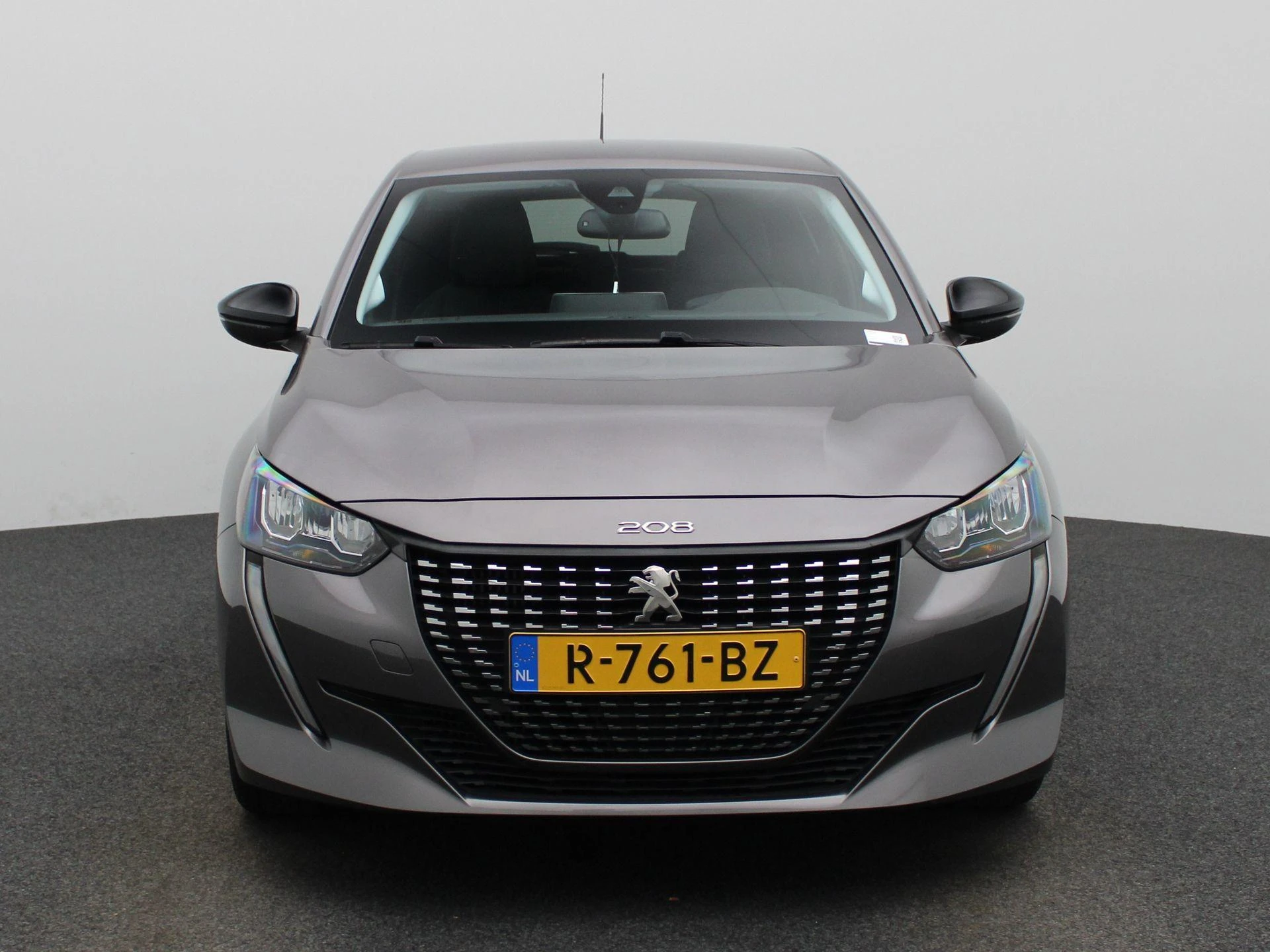 Peugeot-208-image-2